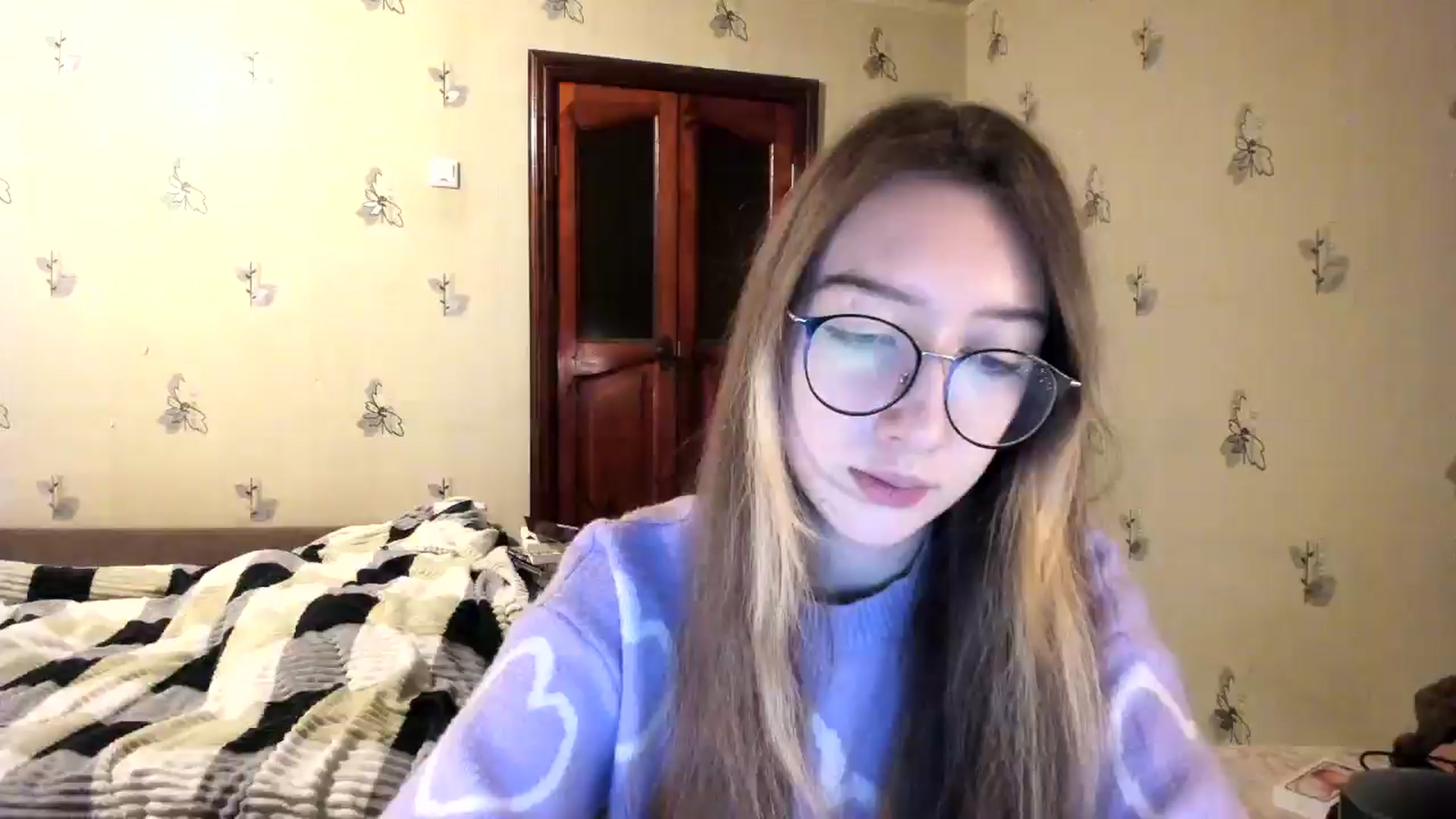Gallery image thumbnail from CandyyCrushh's myfreecams stream on, 11/24/2024, 22:59 image 7 of 20
