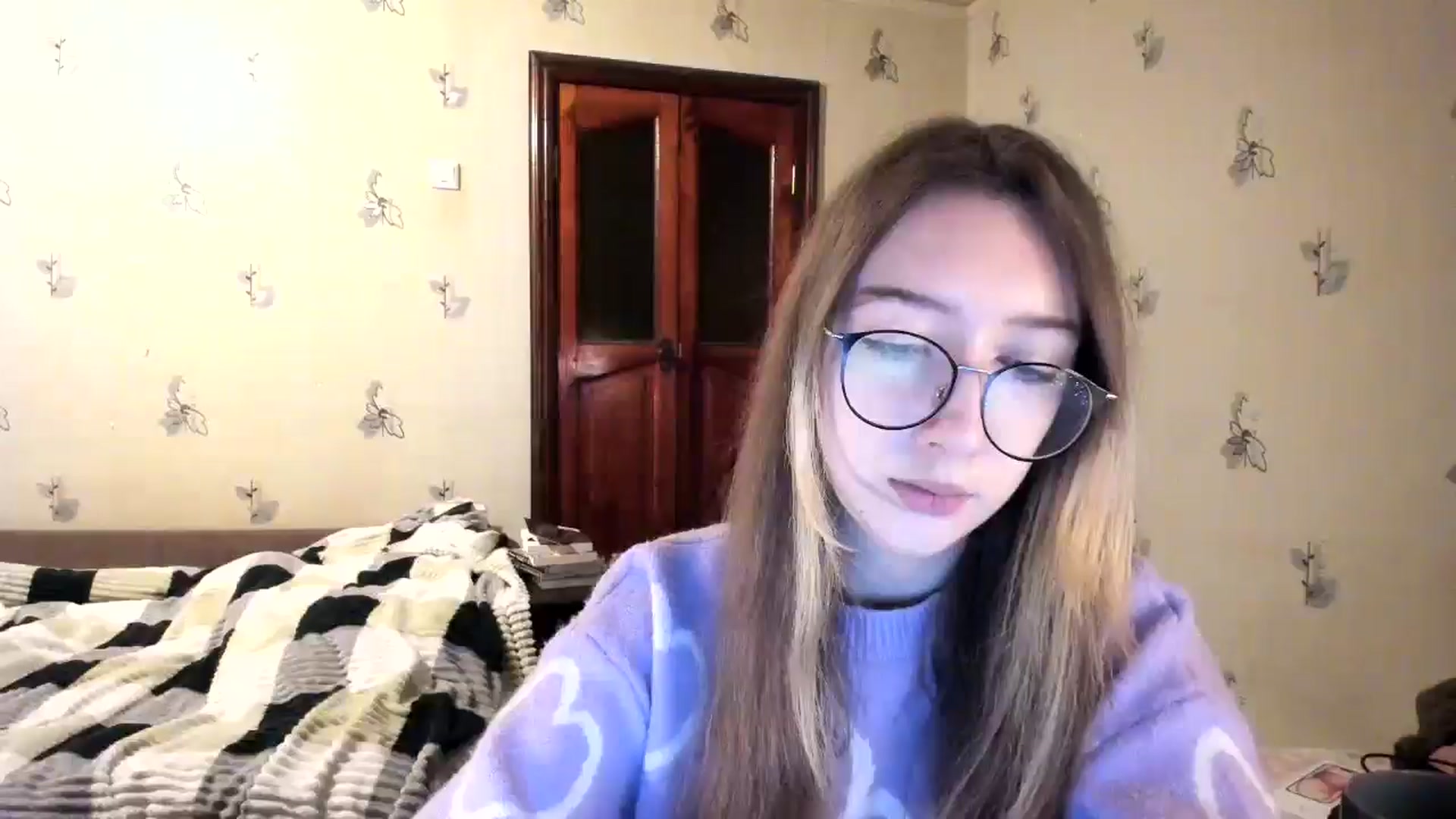 Gallery image thumbnail from CandyyCrushh's myfreecams stream on, 11/24/2024, 23:36 image 2 of 20