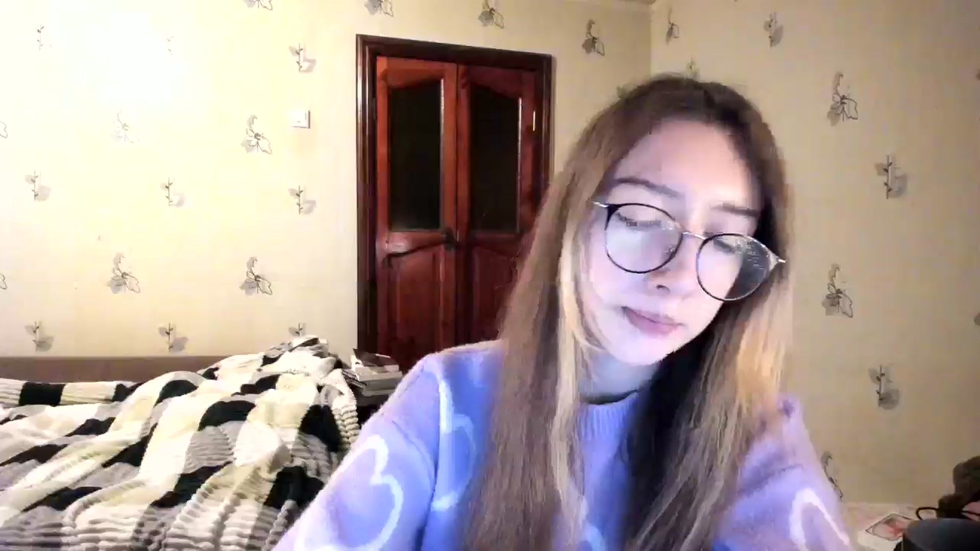 Gallery image thumbnail from CandyyCrushh's myfreecams stream on, 11/24/2024, 23:36 image 17 of 20