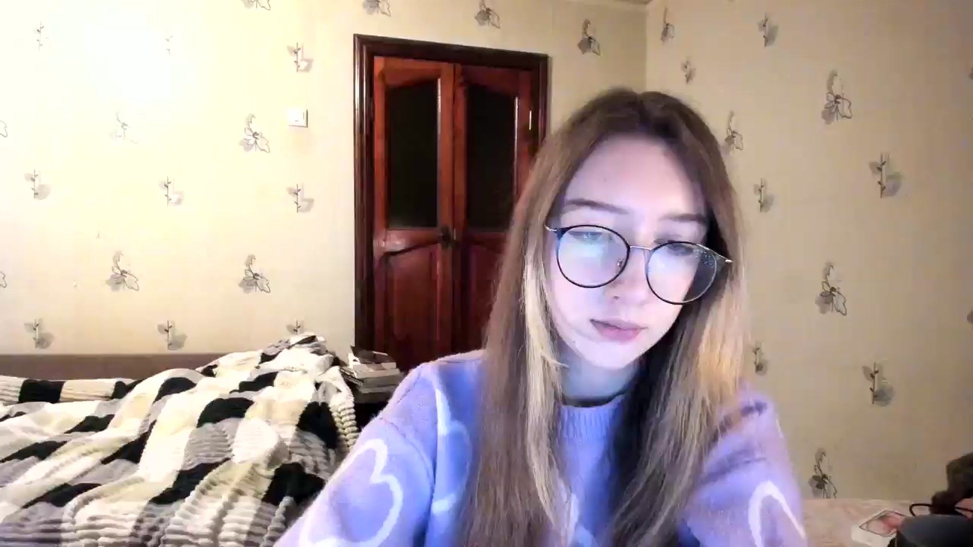 Gallery image thumbnail from CandyyCrushh's myfreecams stream on, 11/24/2024, 23:36 image 18 of 20