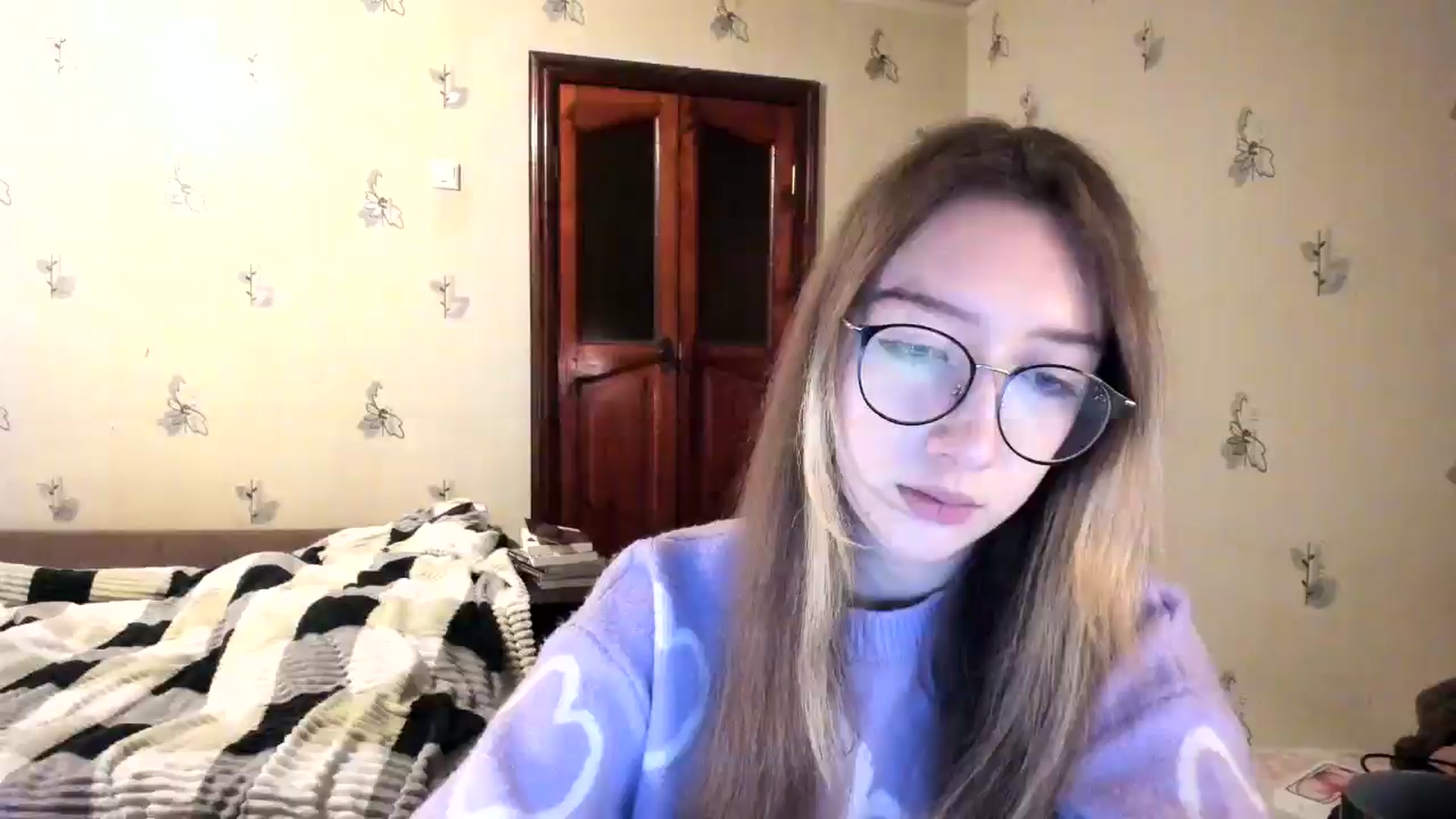 Gallery image thumbnail from CandyyCrushh's myfreecams stream on, 11/24/2024, 23:36 image 5 of 20