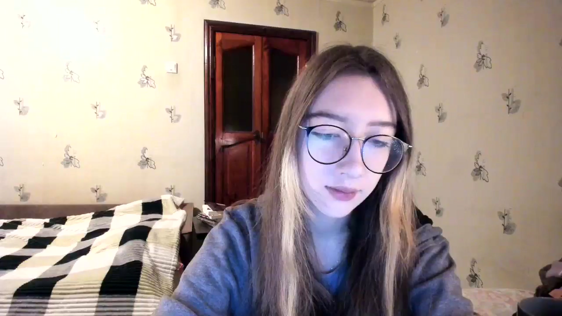 Gallery image thumbnail from CandyyCrushh's myfreecams stream on, 11/25/2024, 22:56 image 14 of 20