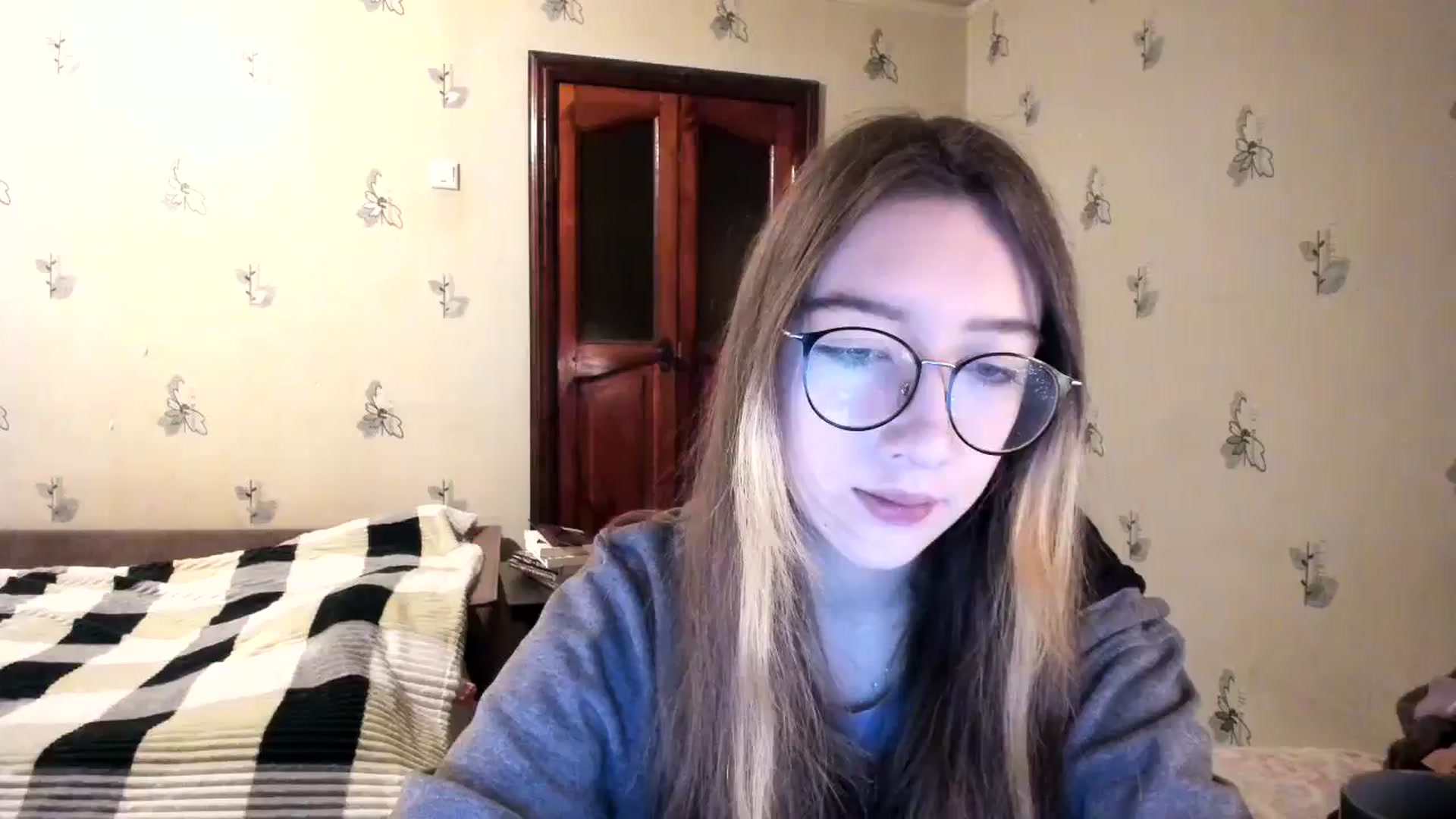 Gallery image thumbnail from CandyyCrushh's myfreecams stream on, 11/25/2024, 22:56 image 9 of 20