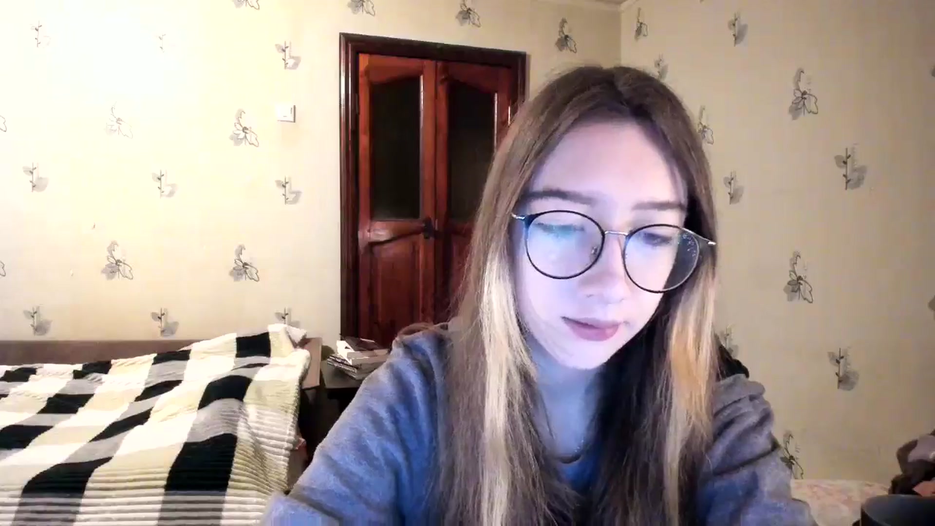 Gallery image thumbnail from CandyyCrushh's myfreecams stream on, 11/25/2024, 22:56 image 5 of 20