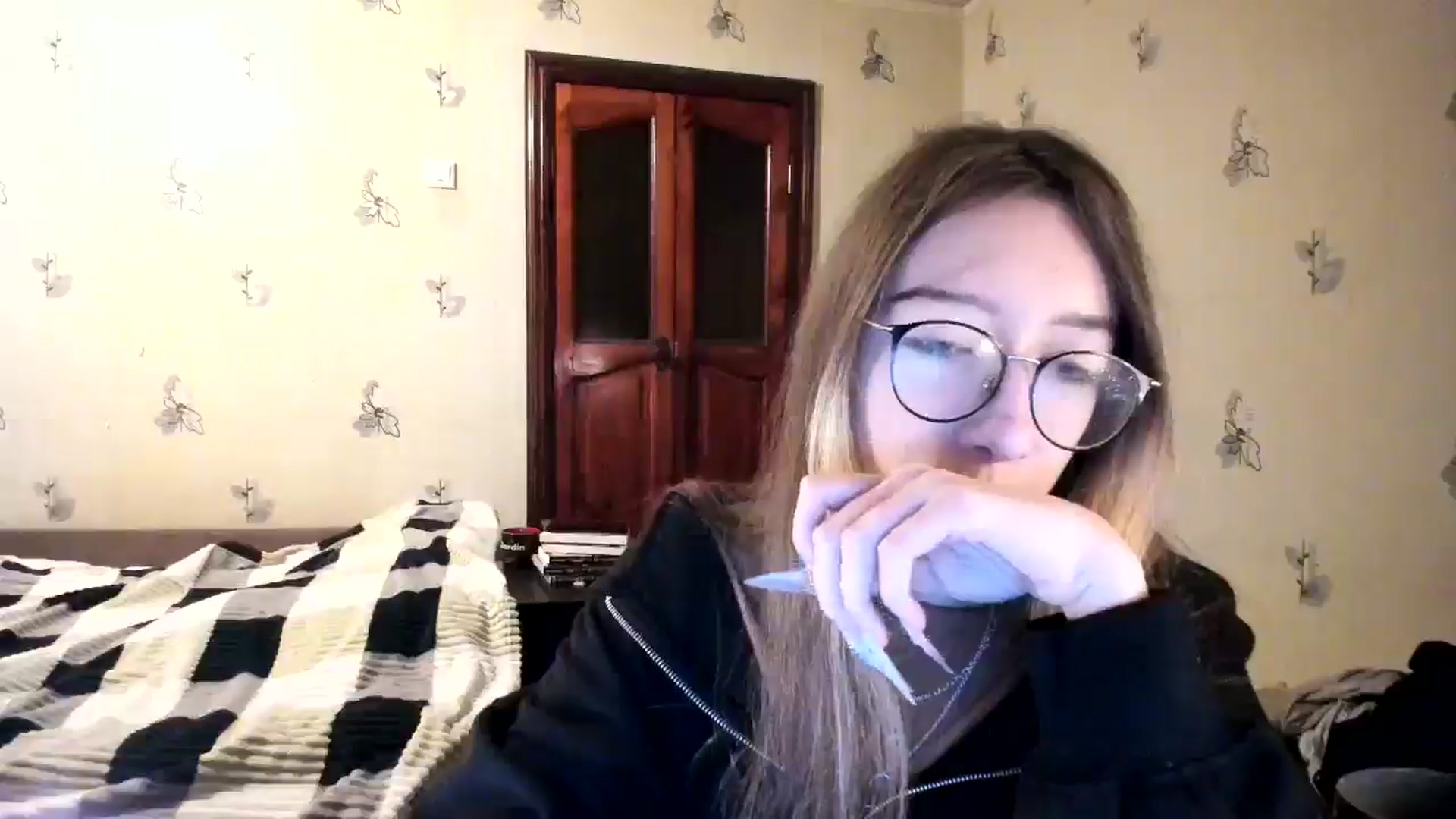 Gallery image thumbnail from CandyyCrushh's myfreecams stream on, 11/27/2024, 23:58 image 12 of 20