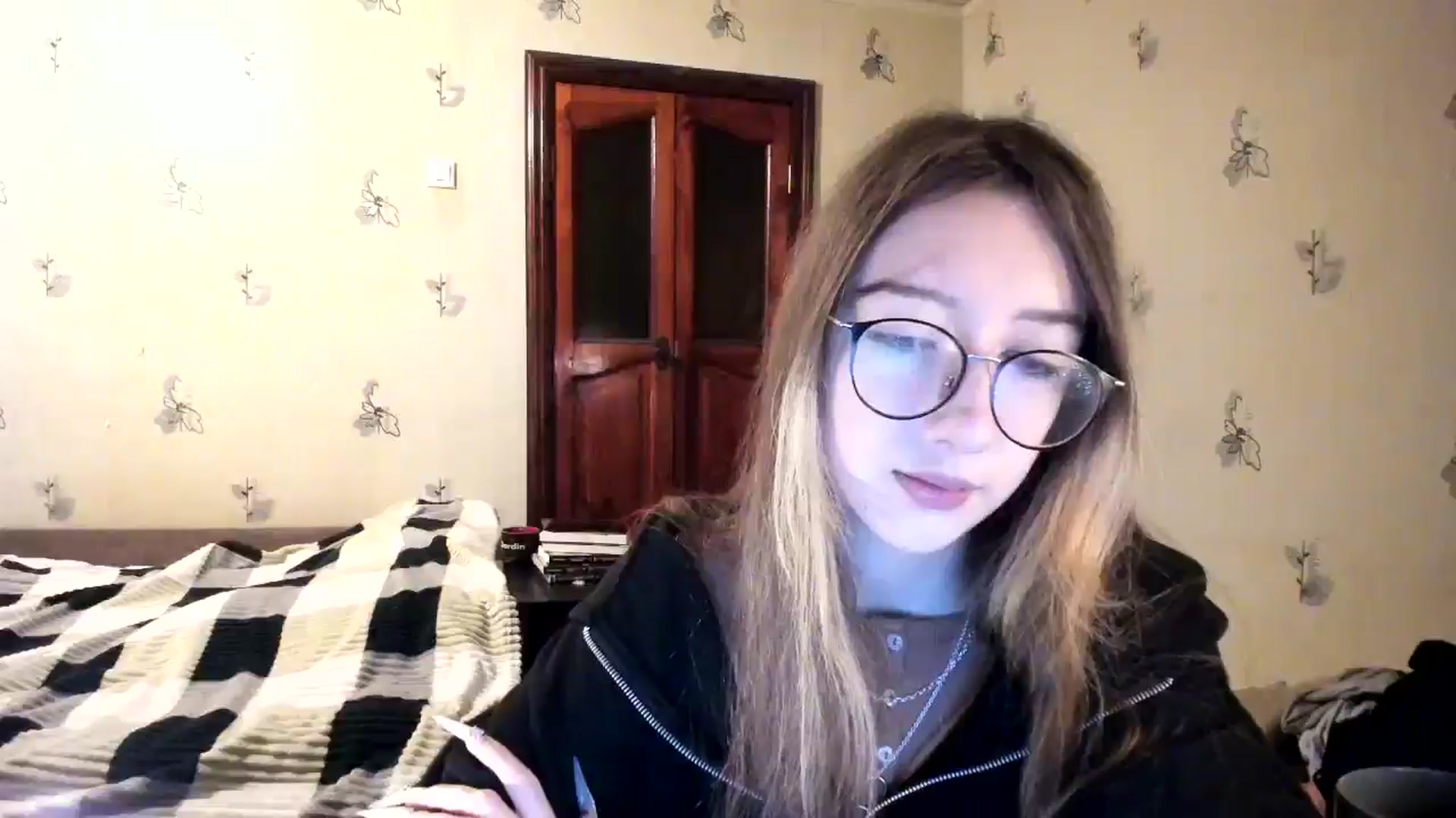 Gallery image thumbnail from CandyyCrushh's myfreecams stream on, 11/27/2024, 23:58 image 14 of 20