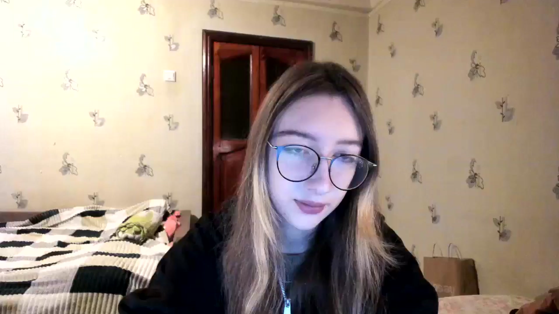 Gallery image thumbnail from CandyyCrushh's myfreecams stream on, 12/01/2024, 23:27 image 9 of 20