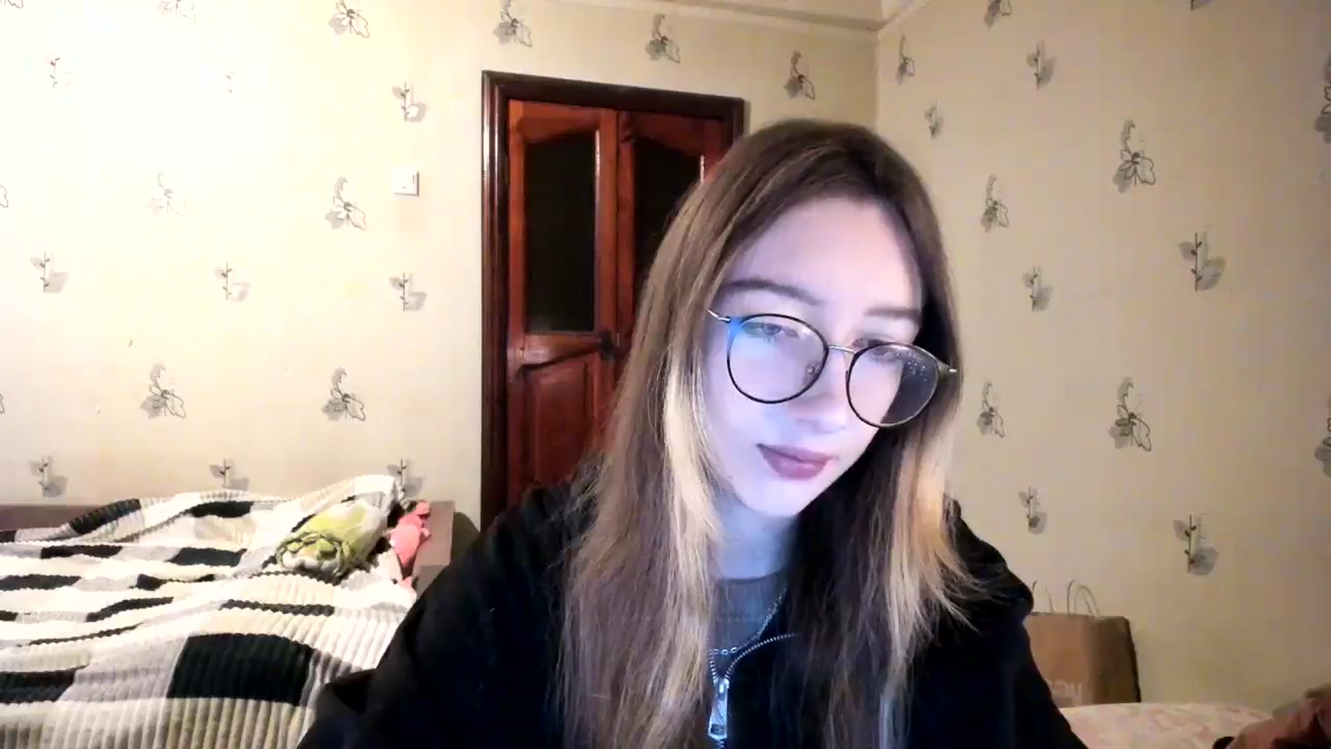 Gallery image thumbnail from CandyyCrushh's myfreecams stream on, 12/01/2024, 23:27 image 20 of 20