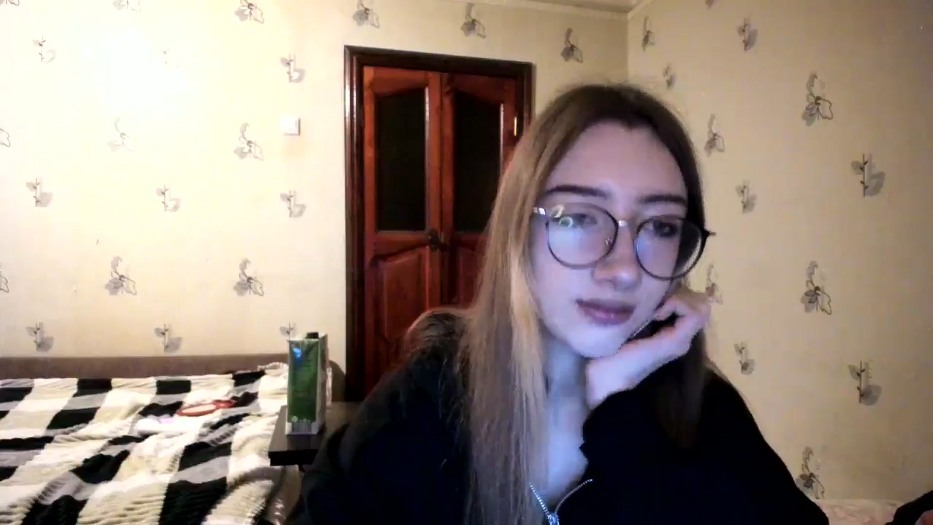 Gallery image thumbnail from CandyyCrushh's myfreecams stream on, 12/06/2024, 24:34 image 6 of 20