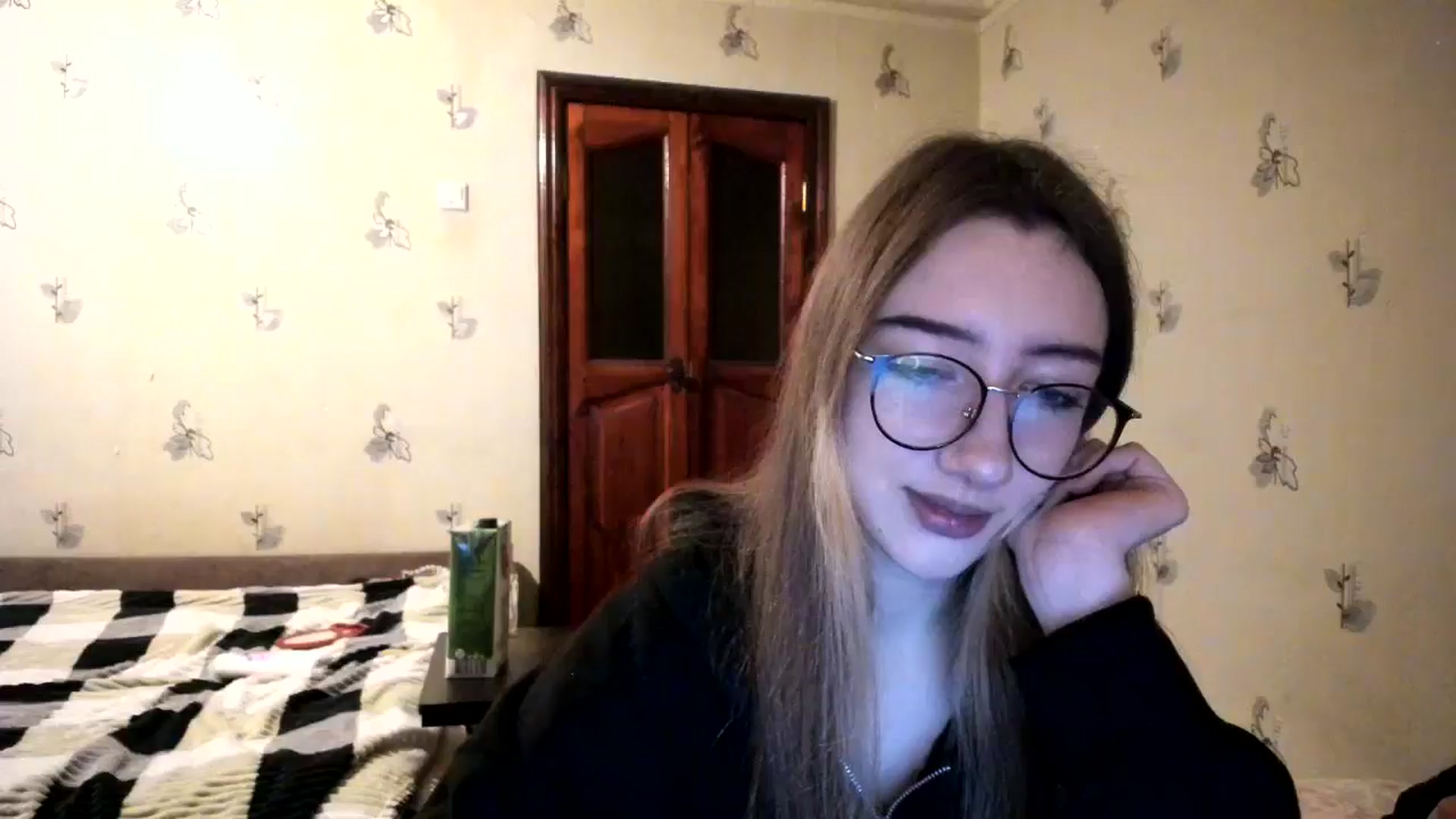 Gallery image thumbnail from CandyyCrushh's myfreecams stream on, 12/06/2024, 24:34 image 8 of 20