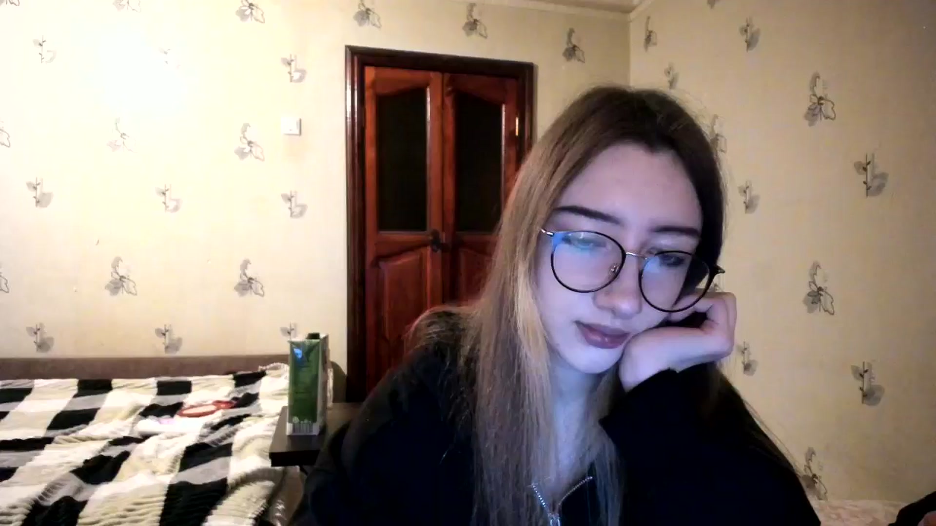 Gallery image thumbnail from CandyyCrushh's myfreecams stream on, 12/06/2024, 24:34 image 1 of 20