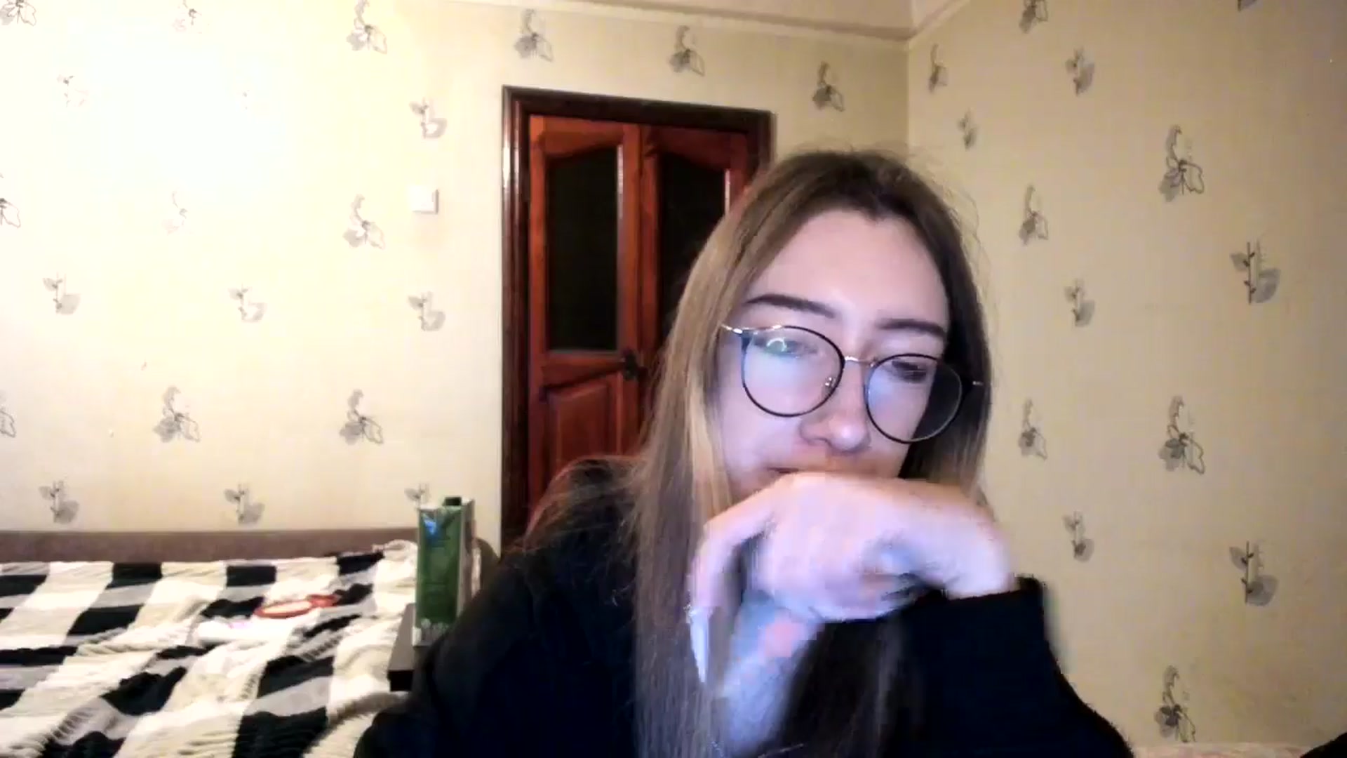 Gallery image thumbnail from CandyyCrushh's myfreecams stream on, 12/06/2024, 01:15 image 13 of 20