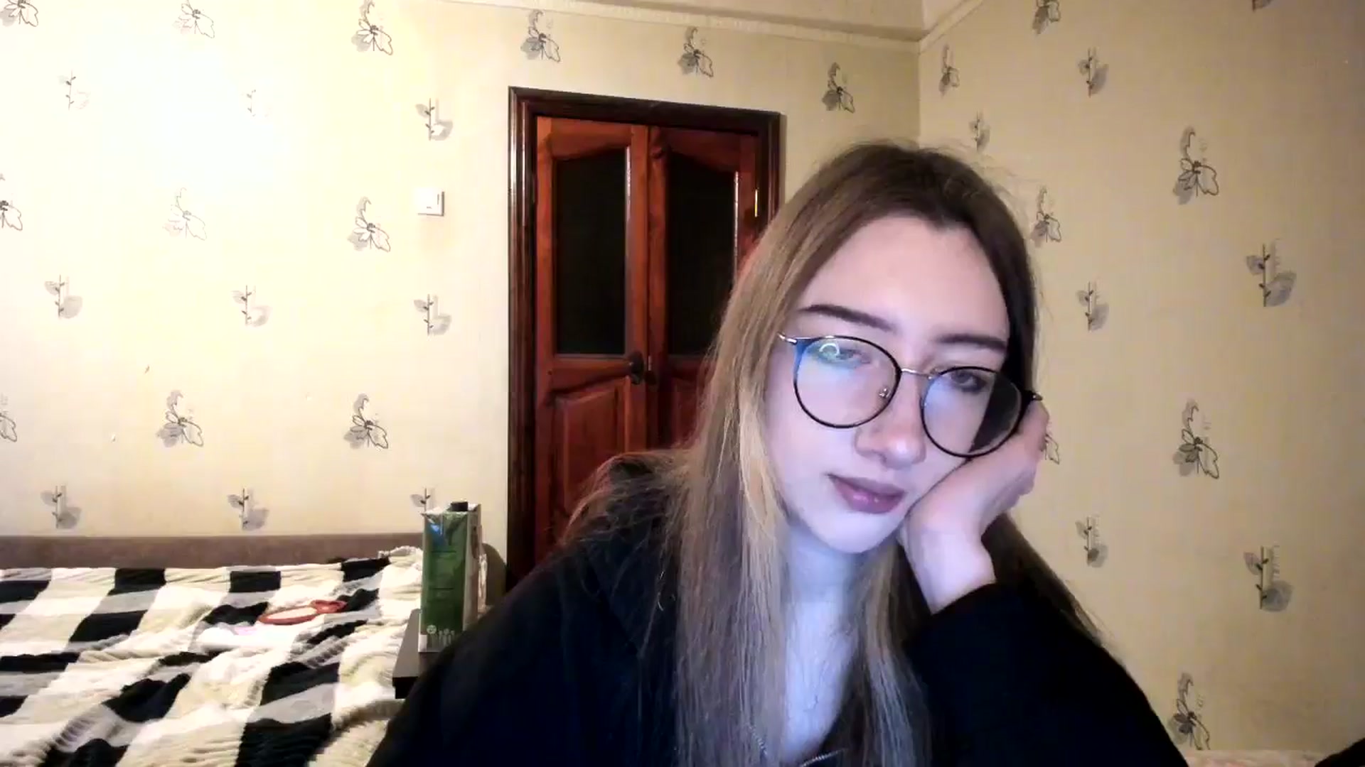 Gallery image thumbnail from CandyyCrushh's myfreecams stream on, 12/06/2024, 01:15 image 2 of 20