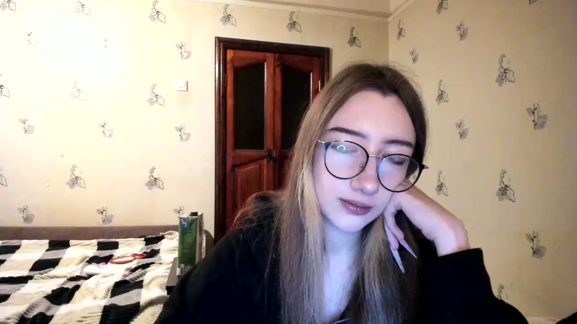 Gallery image thumbnail from CandyyCrushh's myfreecams stream on, 12/06/2024, 01:15 image 3 of 20