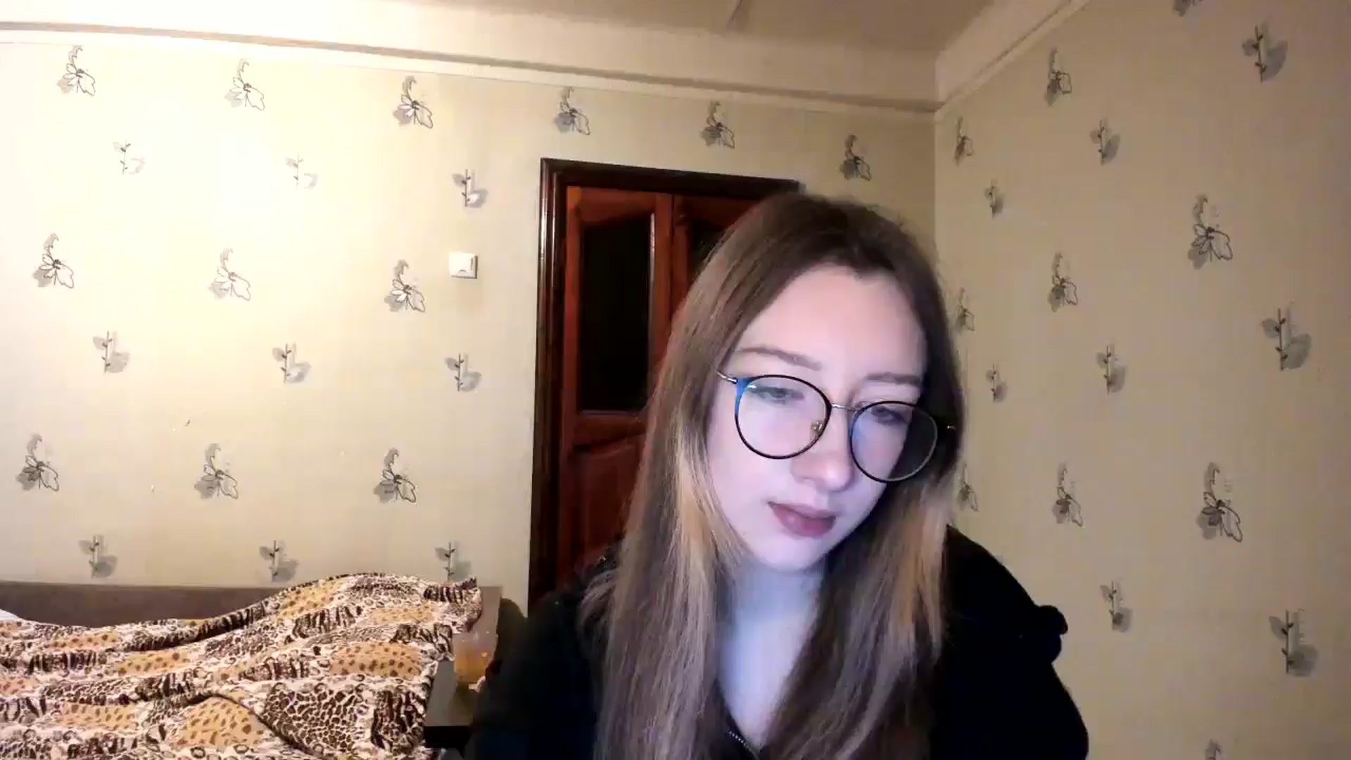 Gallery image thumbnail from CandyyCrushh's myfreecams stream on, 12/08/2024, 23:52 image 9 of 20