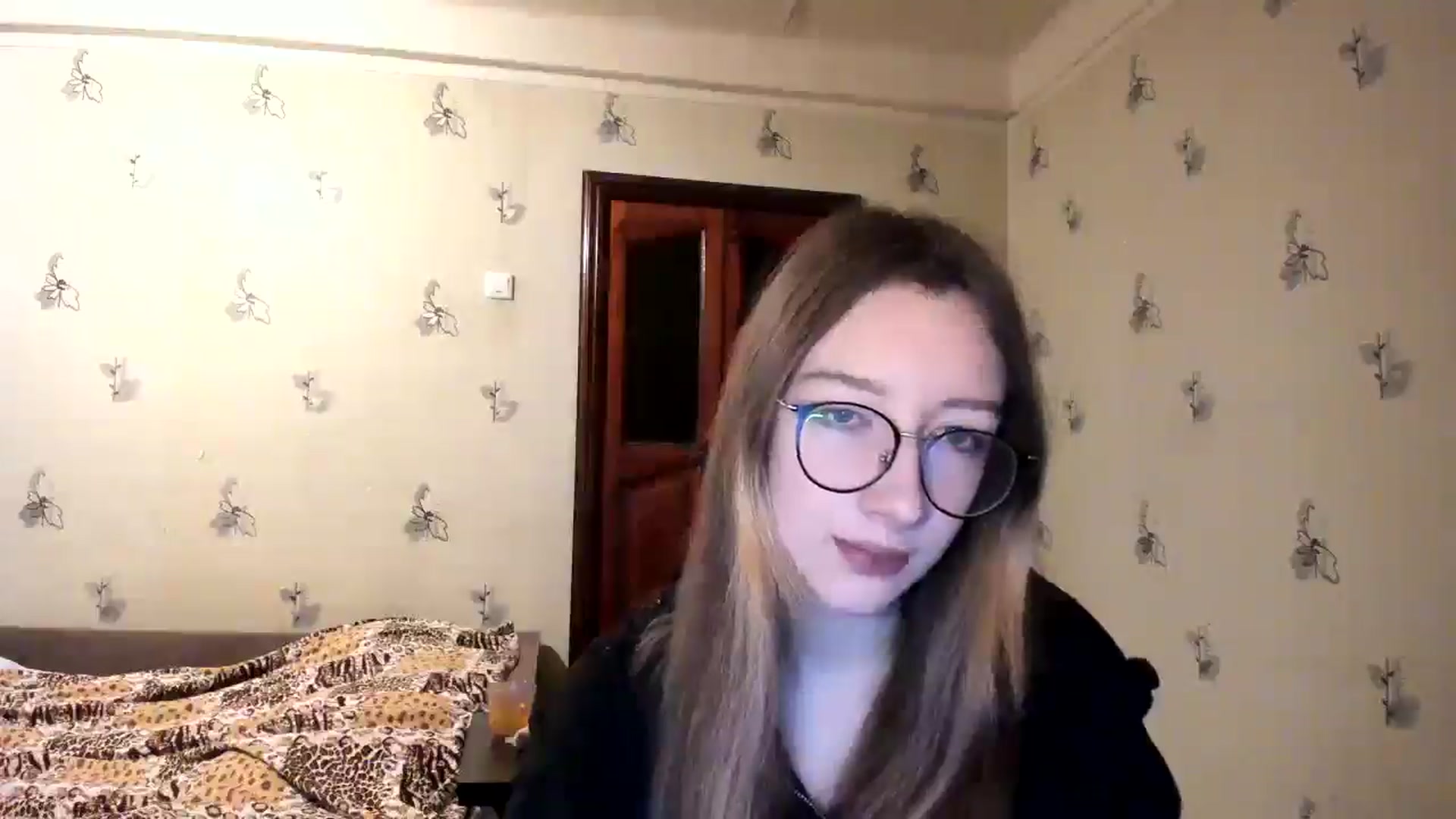 Gallery image thumbnail from CandyyCrushh's myfreecams stream on, 12/08/2024, 23:52 image 8 of 20