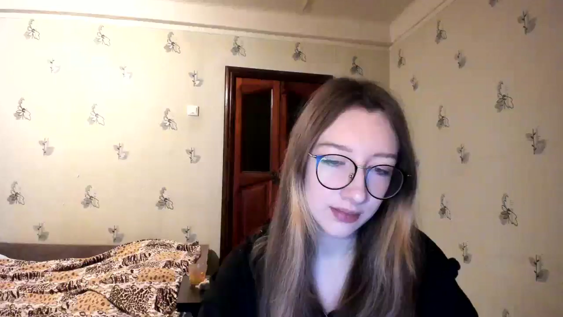Gallery image thumbnail from CandyyCrushh's myfreecams stream on, 12/08/2024, 23:52 image 1 of 20