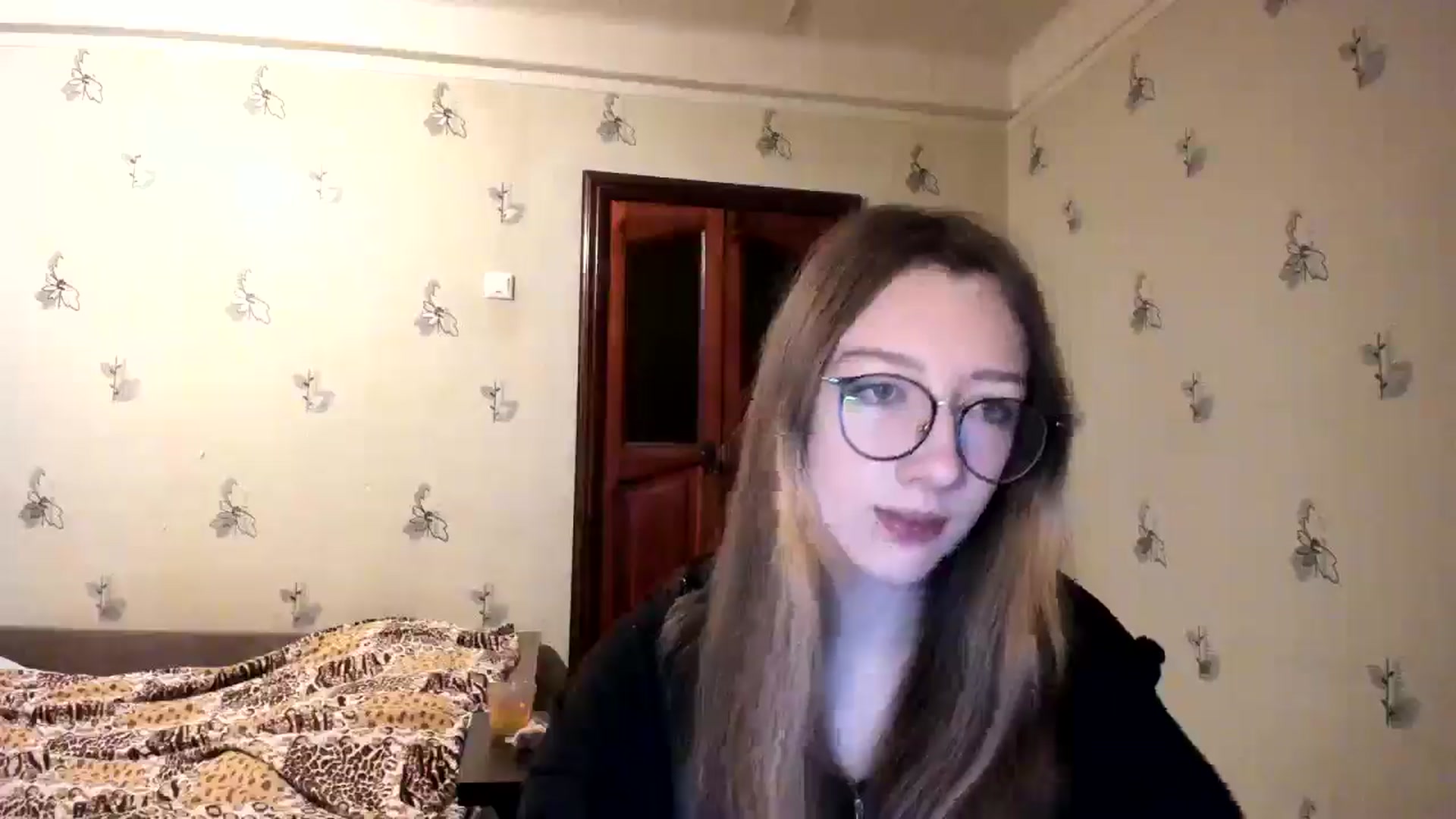 Gallery image thumbnail from CandyyCrushh's myfreecams stream on, 12/08/2024, 23:52 image 10 of 20