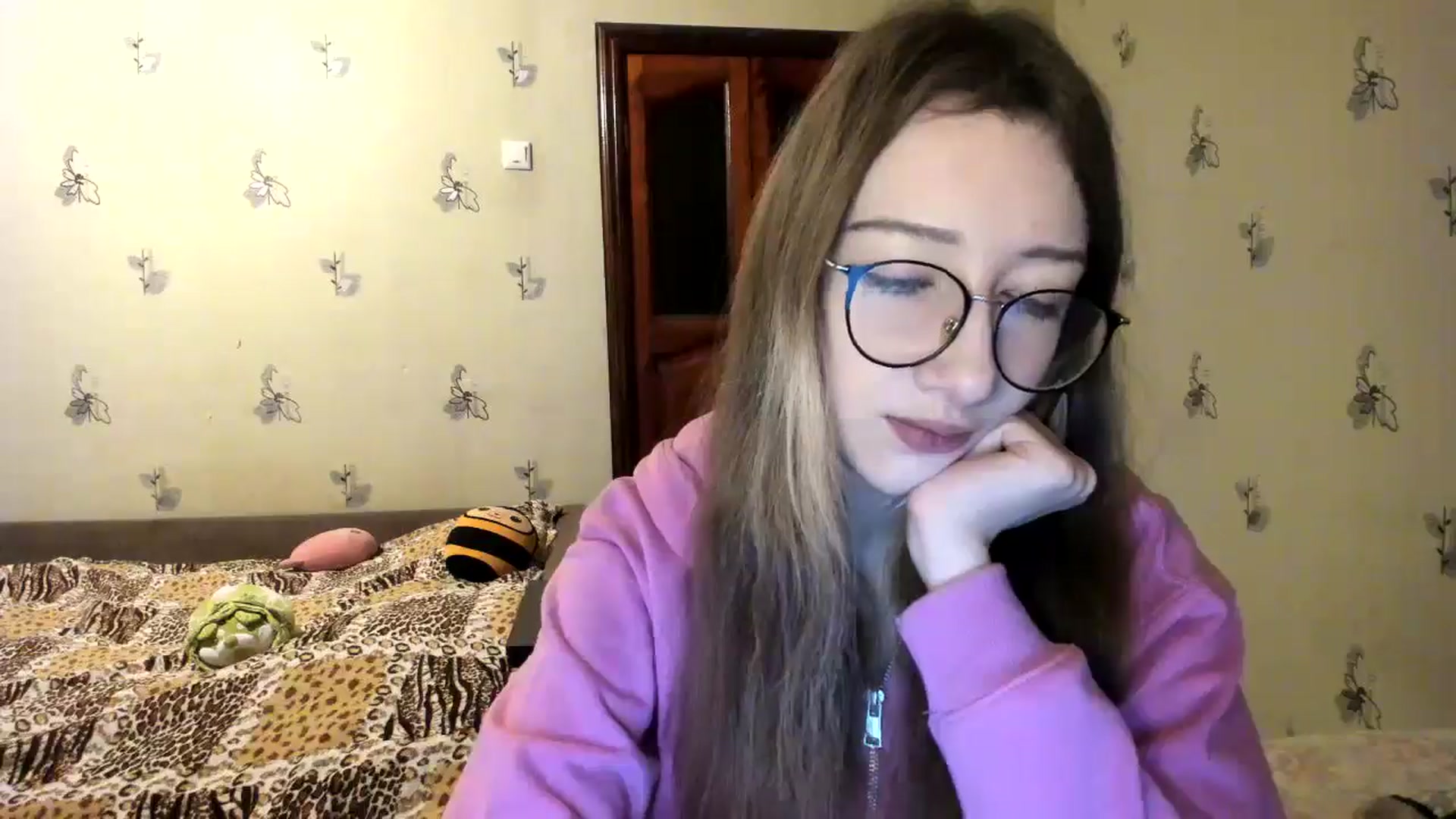 Gallery image thumbnail from CandyyCrushh's myfreecams stream on, 12/12/2024, 21:03 image 20 of 20