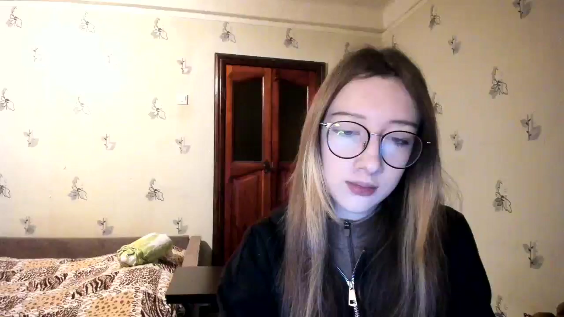 Gallery image thumbnail from CandyyCrushh's myfreecams stream on, 12/13/2024, 20:39 image 3 of 20