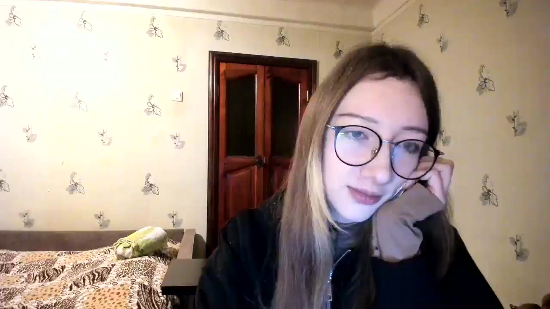 Gallery image thumbnail from CandyyCrushh's myfreecams stream on, 12/13/2024, 20:39 image 12 of 20