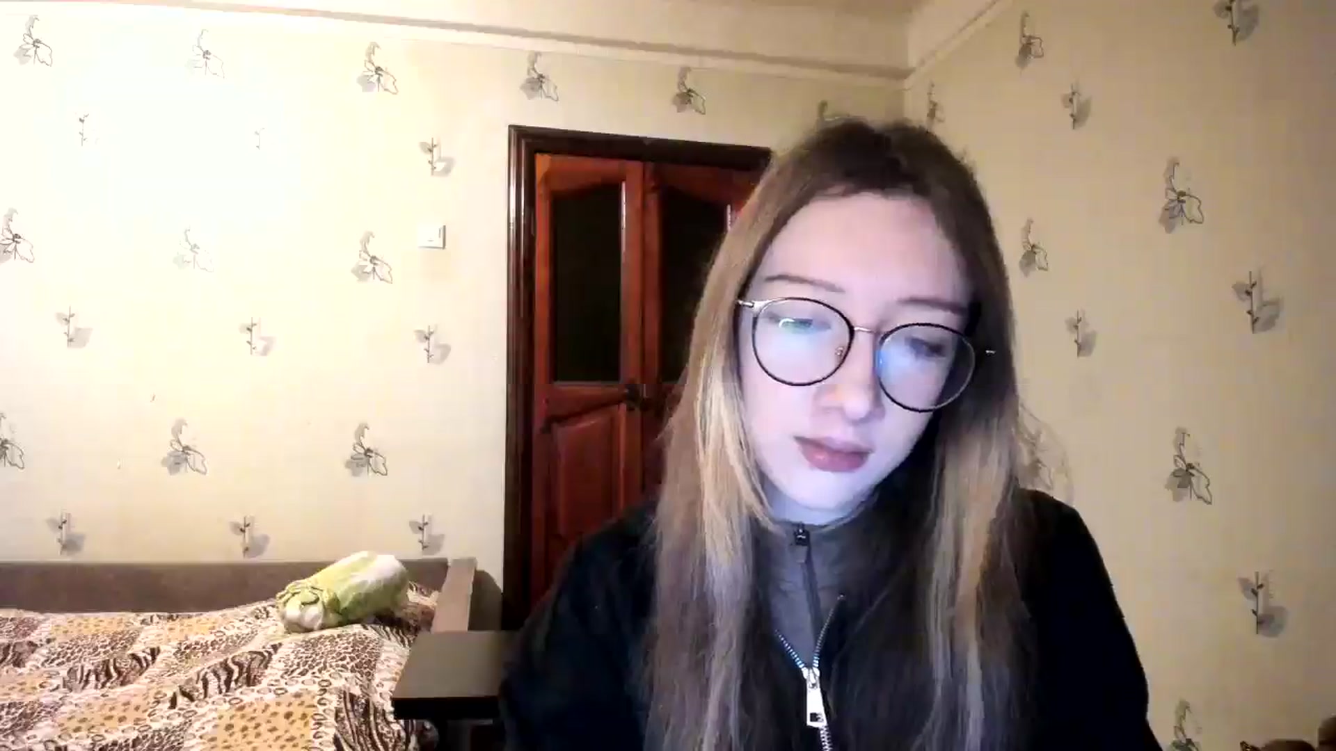 Gallery image thumbnail from CandyyCrushh's myfreecams stream on, 12/13/2024, 20:39 image 6 of 20