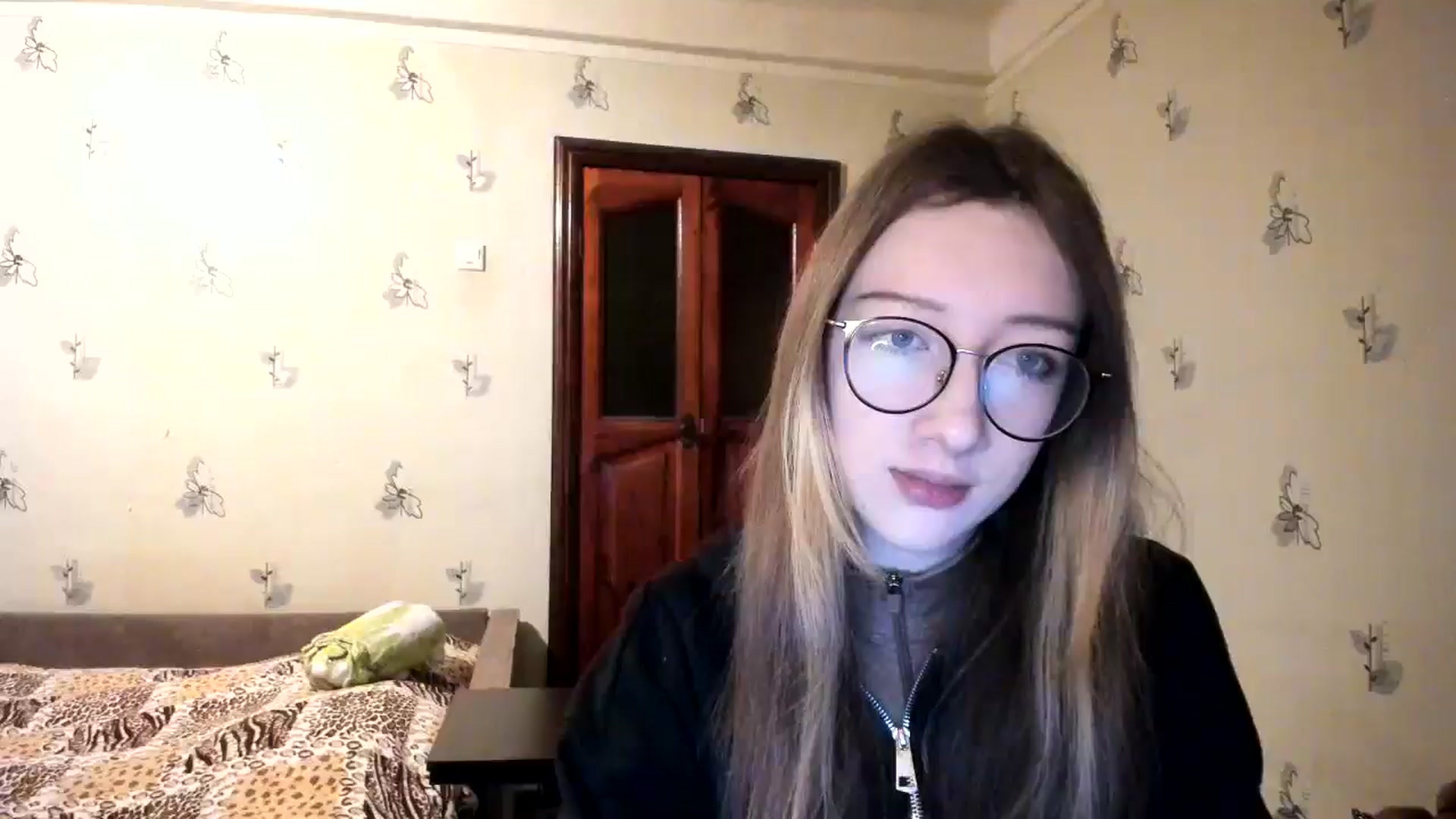 Gallery image thumbnail from CandyyCrushh's myfreecams stream on, 12/13/2024, 20:39 image 4 of 20