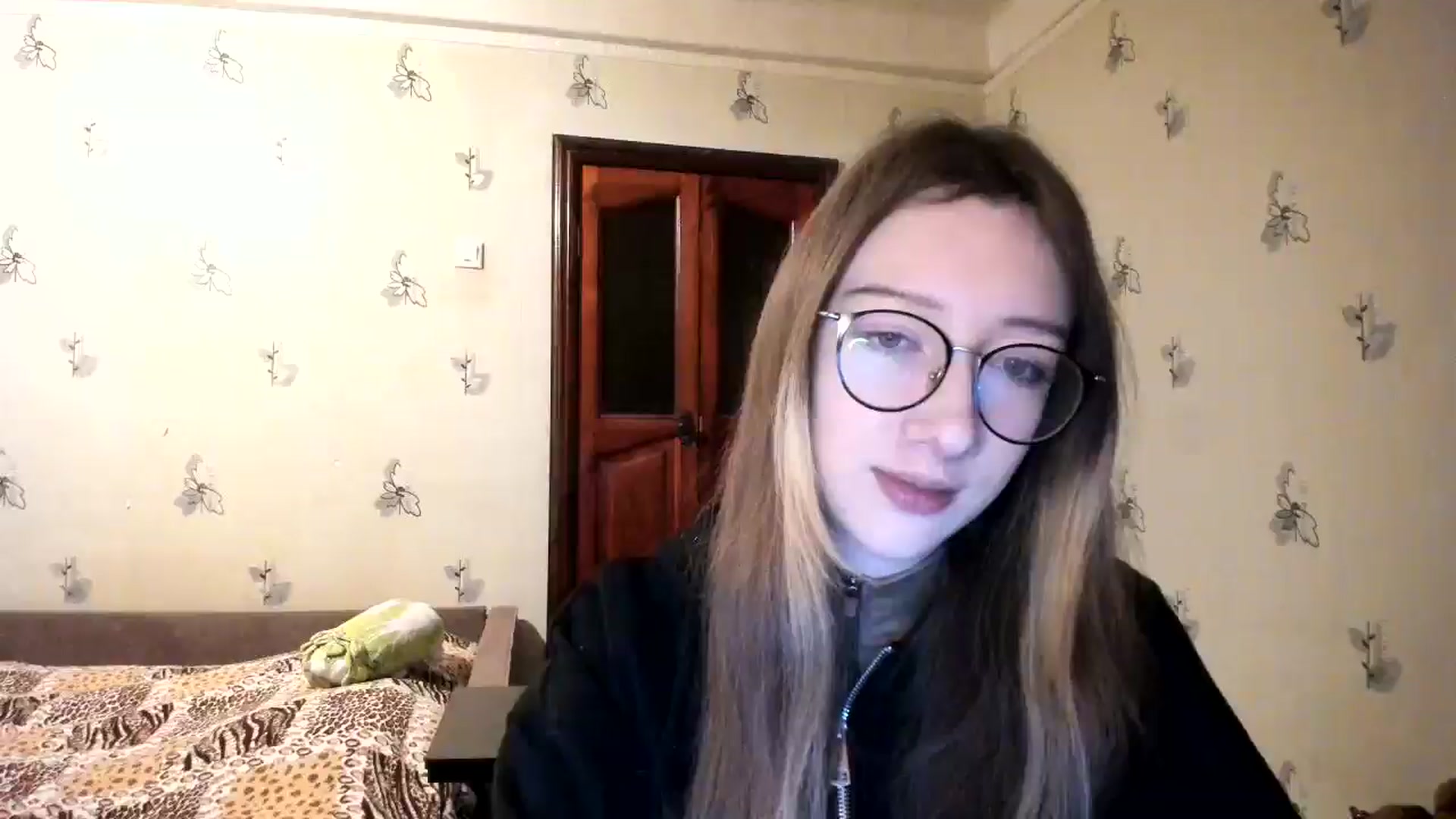 Gallery image thumbnail from CandyyCrushh's myfreecams stream on, 12/13/2024, 20:39 image 19 of 20