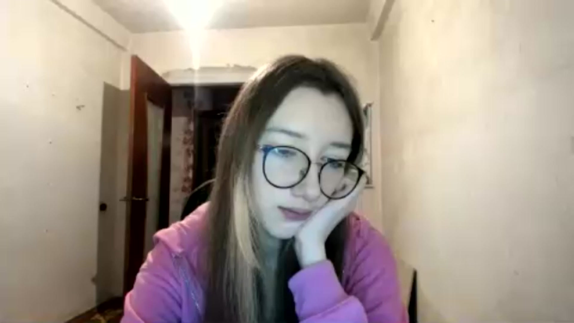 Gallery image thumbnail from CandyyCrushh's myfreecams stream on, 12/21/2024, 05:20 image 6 of 20