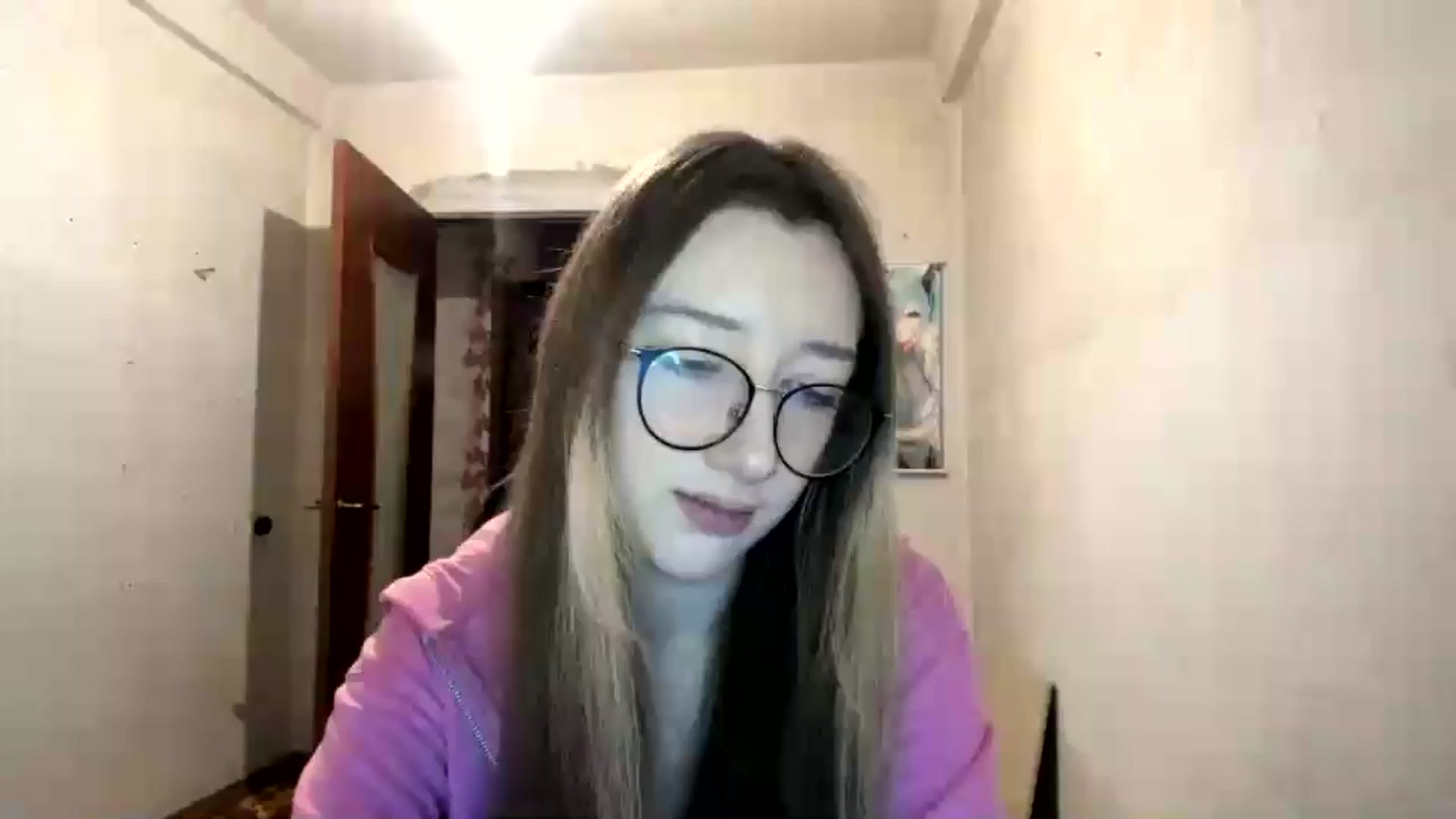 Gallery image thumbnail from CandyyCrushh's myfreecams stream on, 12/21/2024, 05:20 image 3 of 20