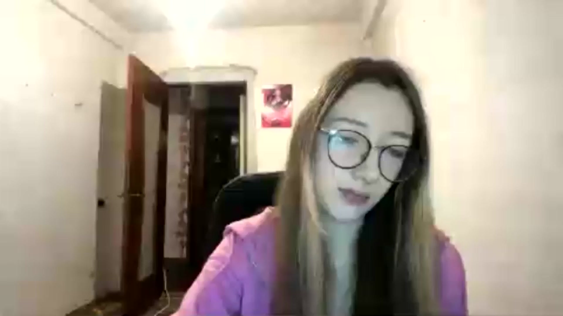 Gallery image thumbnail from CandyyCrushh's myfreecams stream on, 12/21/2024, 05:20 image 15 of 20