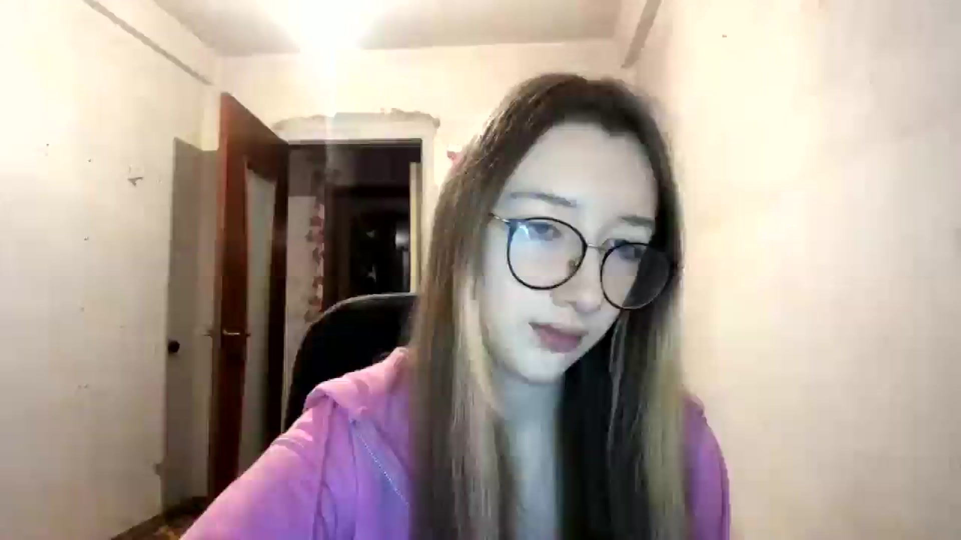 Gallery image thumbnail from CandyyCrushh's myfreecams stream on, 12/21/2024, 05:20 image 19 of 20