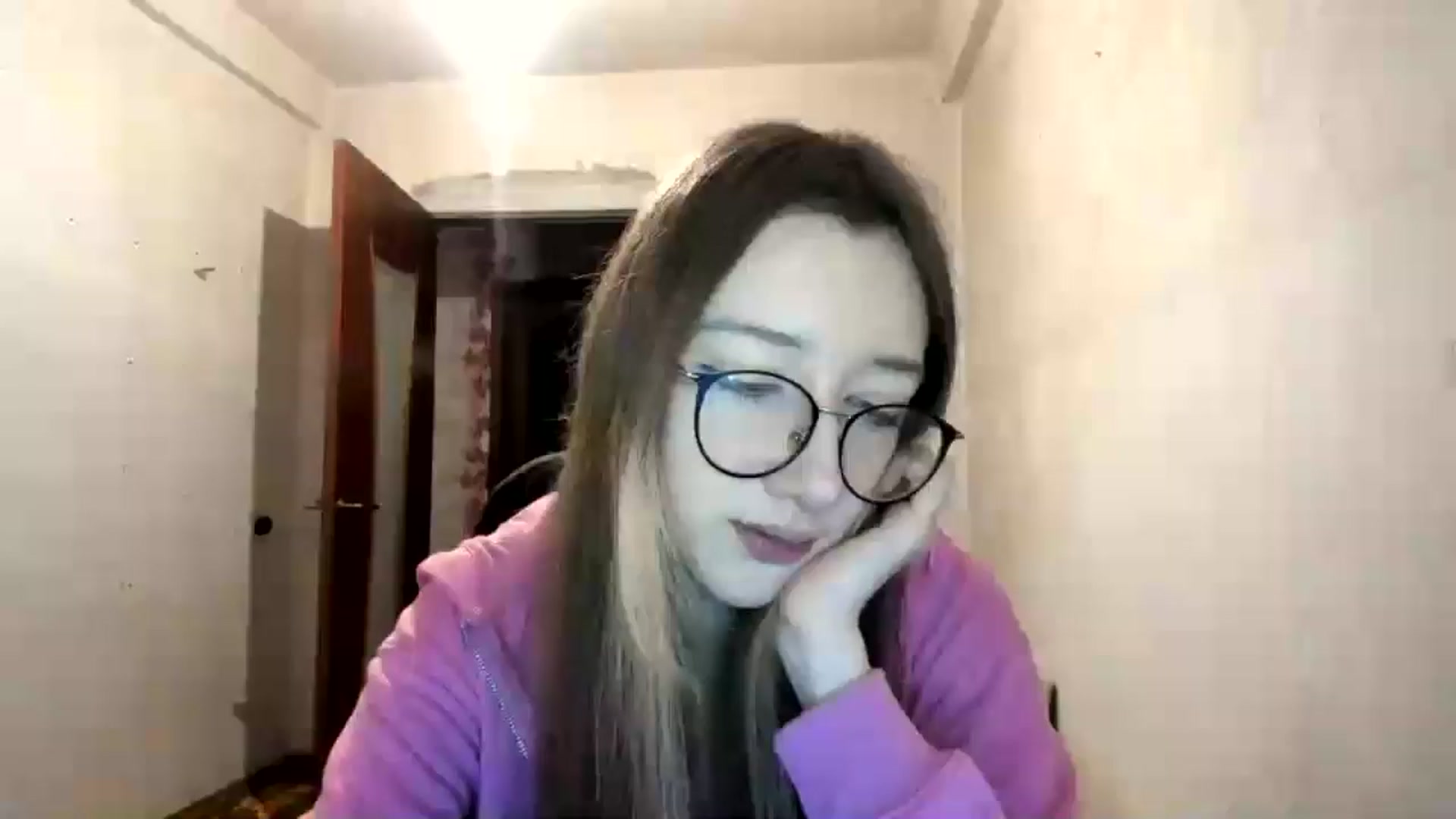 Gallery image thumbnail from CandyyCrushh's myfreecams stream on, 12/21/2024, 05:20 image 4 of 20