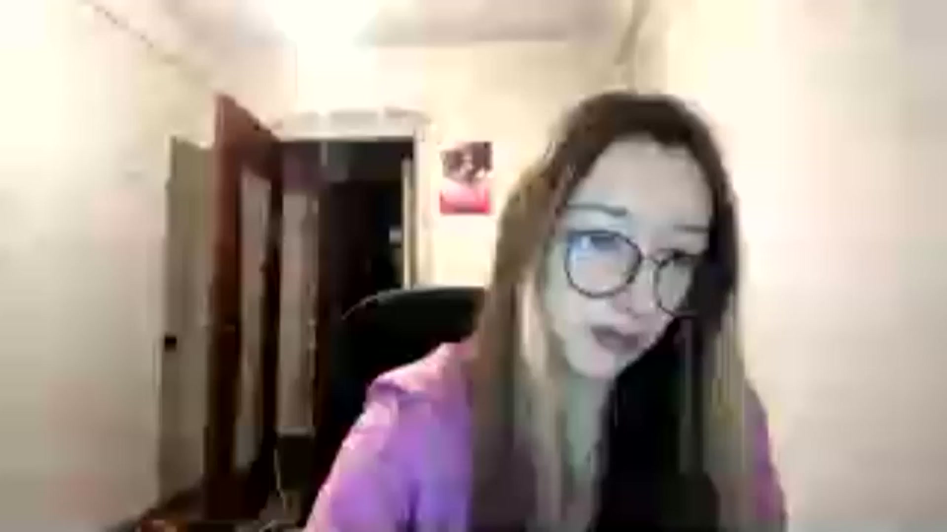 Gallery image thumbnail from CandyyCrushh's myfreecams stream on, 12/21/2024, 05:20 image 14 of 20