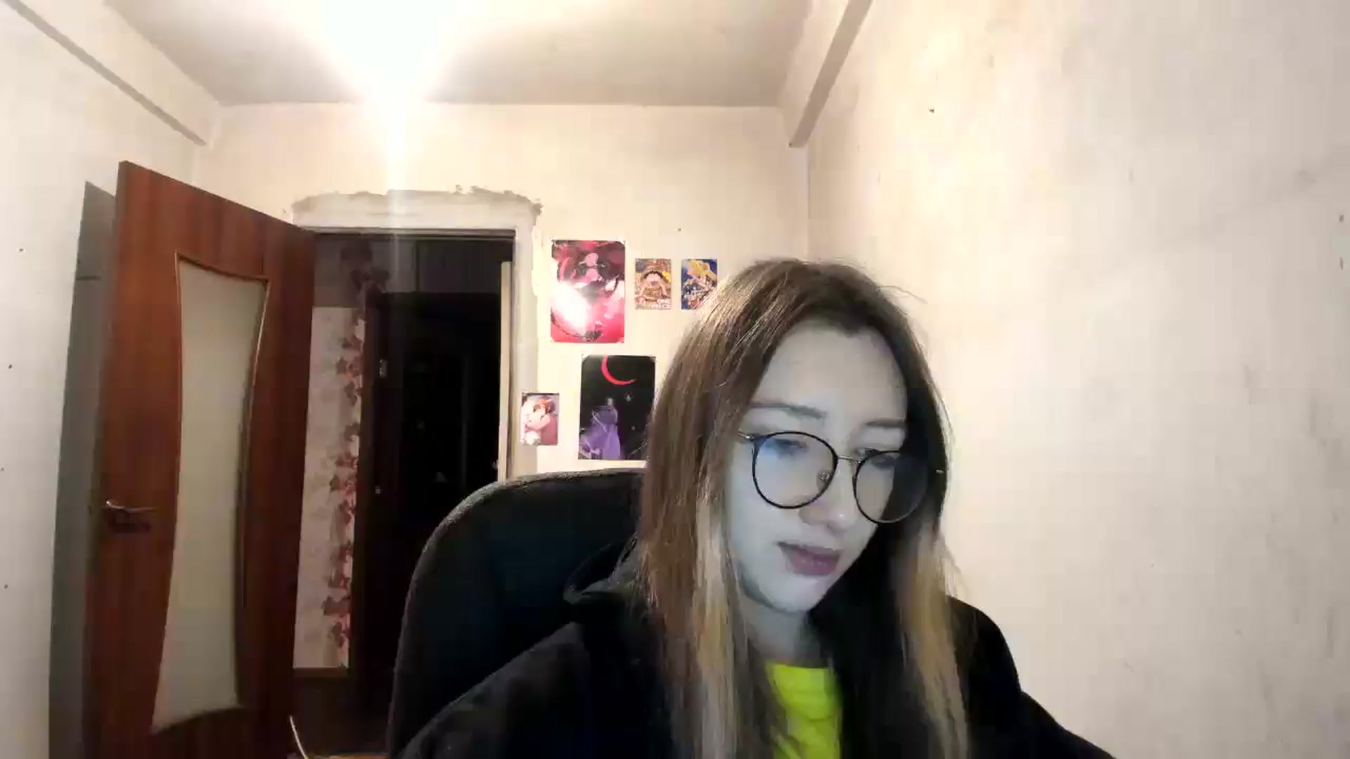 Gallery image thumbnail from CandyyCrushh's myfreecams stream on, 12/23/2024, 03:27 image 3 of 20