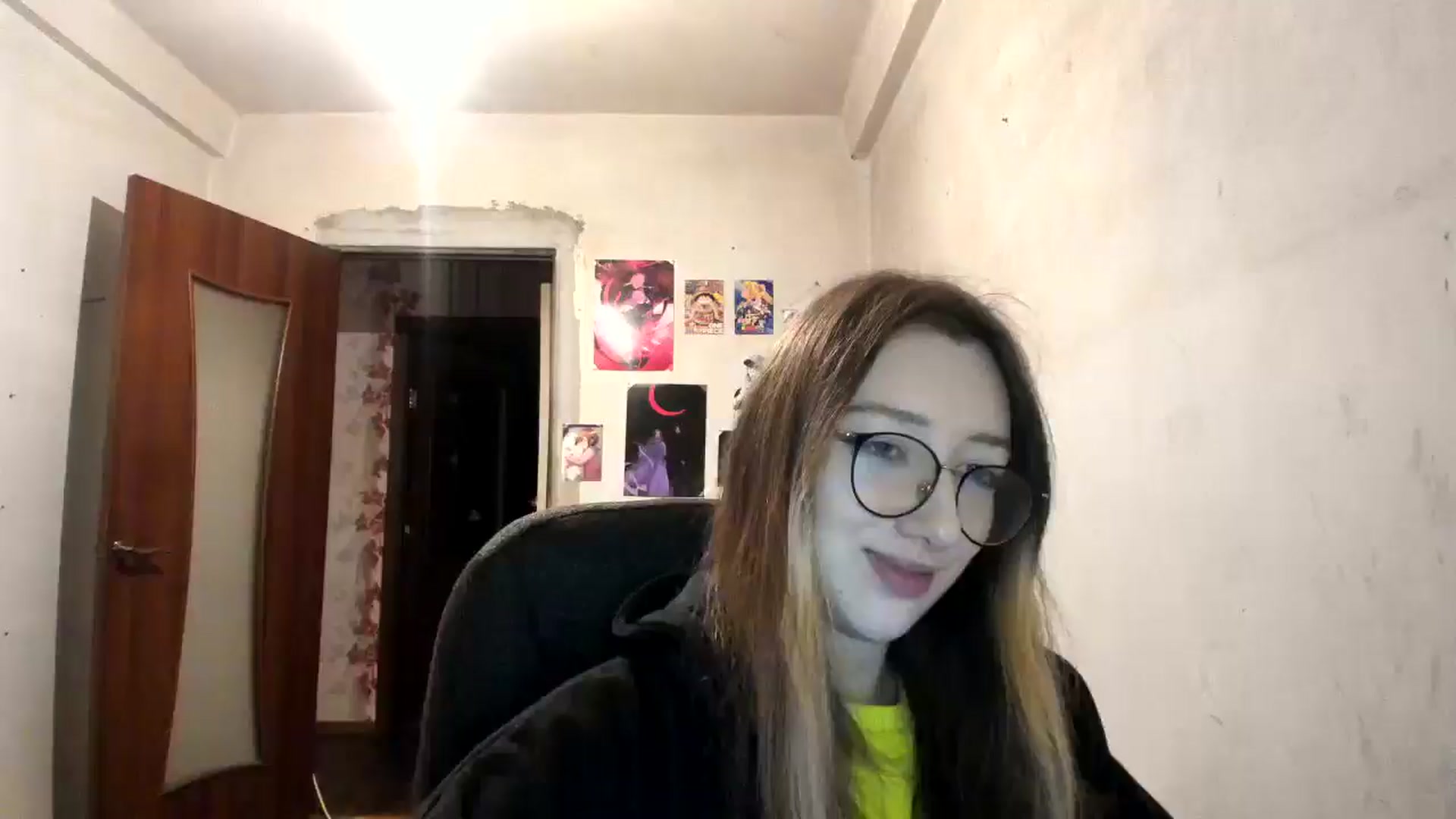 Gallery image thumbnail from CandyyCrushh's myfreecams stream on, 12/23/2024, 03:27 image 1 of 20