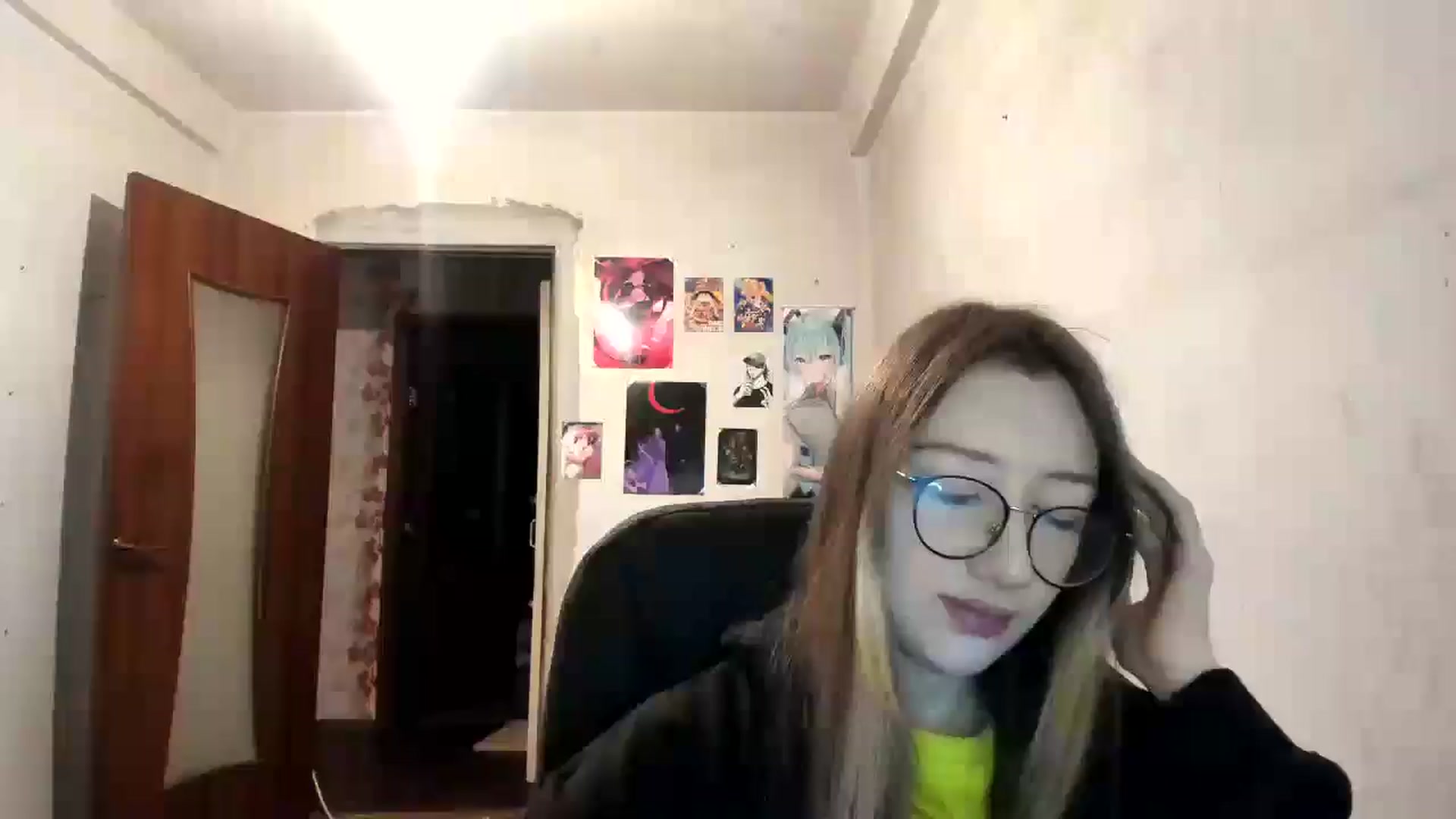 Gallery image thumbnail from CandyyCrushh's myfreecams stream on, 12/23/2024, 03:47 image 6 of 20