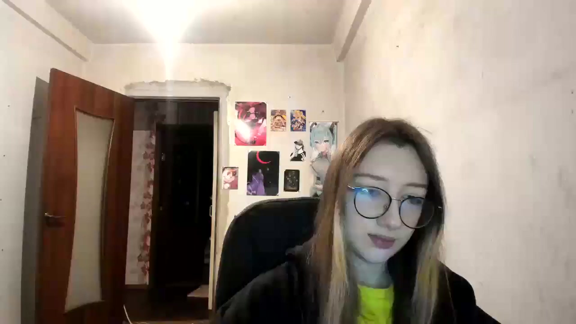 Gallery image thumbnail from CandyyCrushh's myfreecams stream on, 12/23/2024, 03:47 image 8 of 20