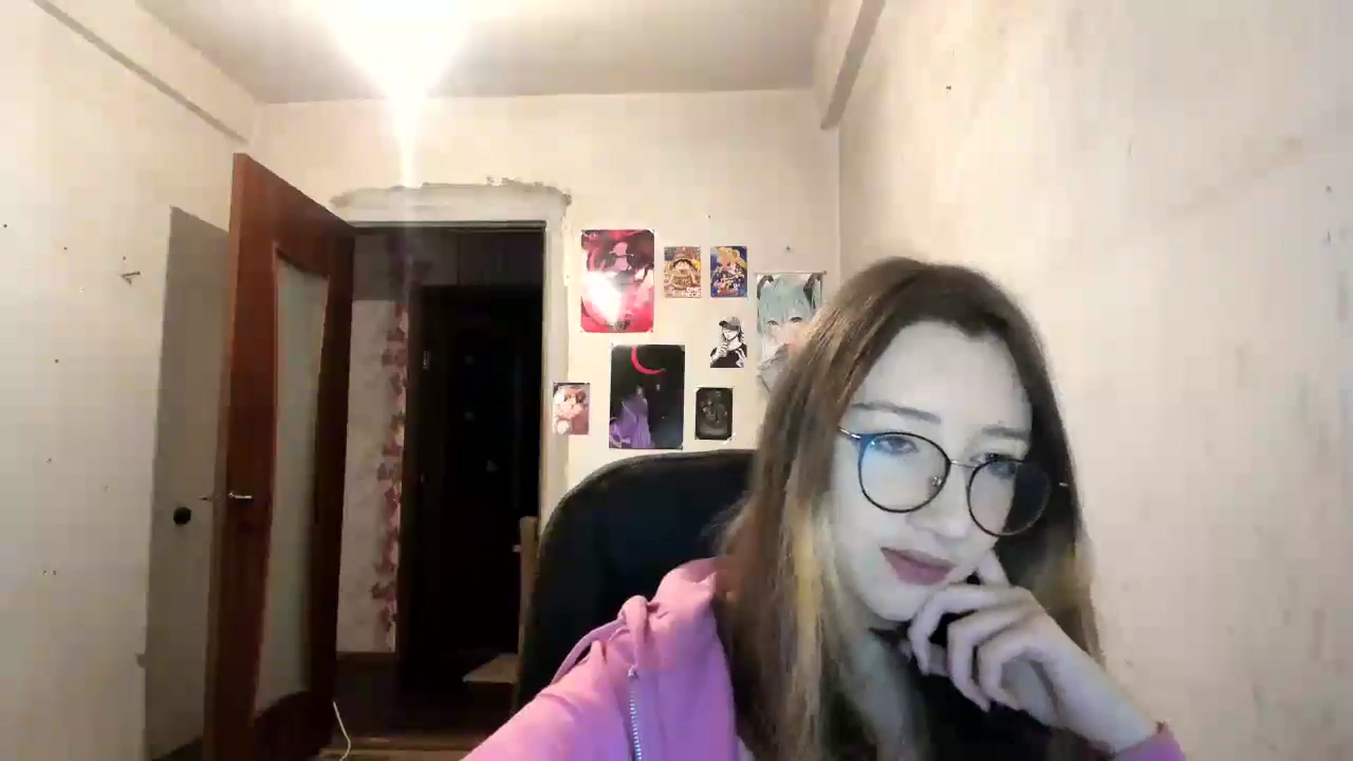 Gallery image thumbnail from CandyyCrushh's myfreecams stream on, 12/25/2024, 02:36 image 12 of 20