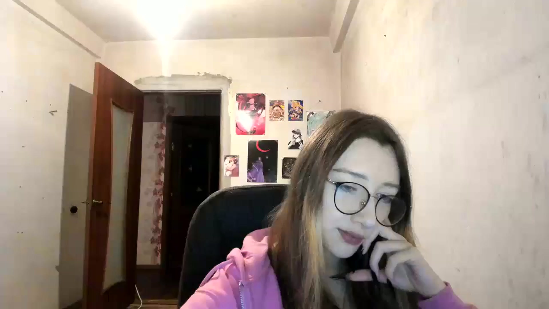 Gallery image thumbnail from CandyyCrushh's myfreecams stream on, 12/25/2024, 02:36 image 2 of 20