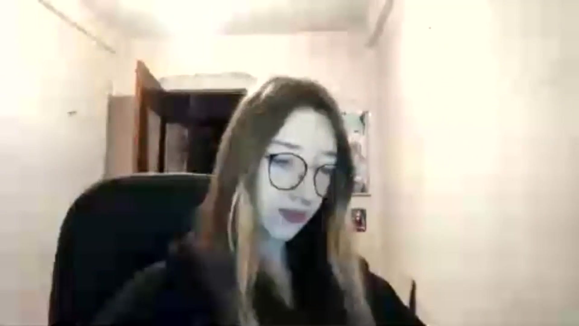 Gallery image thumbnail from CandyyCrushh's myfreecams stream on, 12/28/2024, 01:56 image 16 of 20