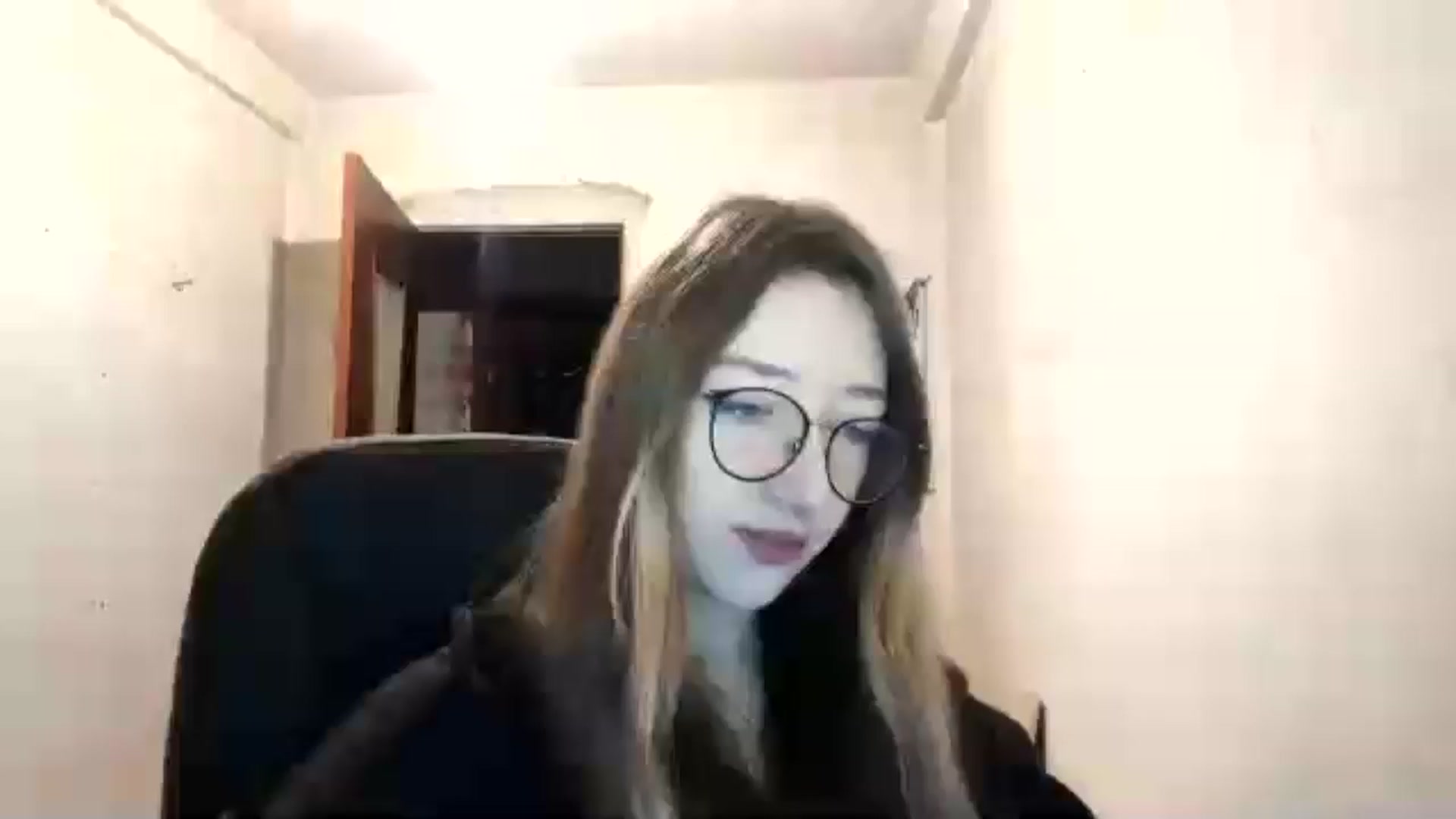 Gallery image thumbnail from CandyyCrushh's myfreecams stream on, 12/28/2024, 01:56 image 5 of 20