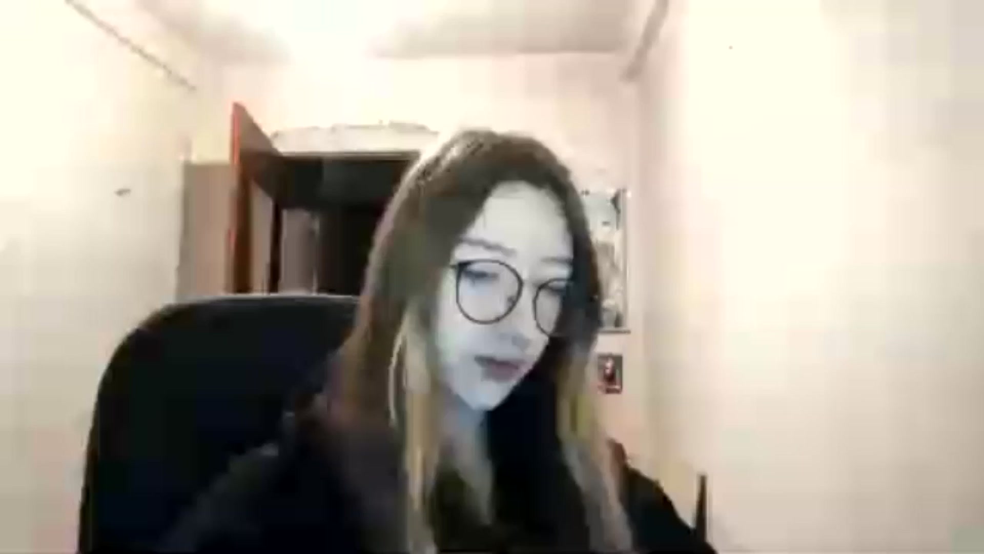 Gallery image thumbnail from CandyyCrushh's myfreecams stream on, 12/28/2024, 01:56 image 18 of 20