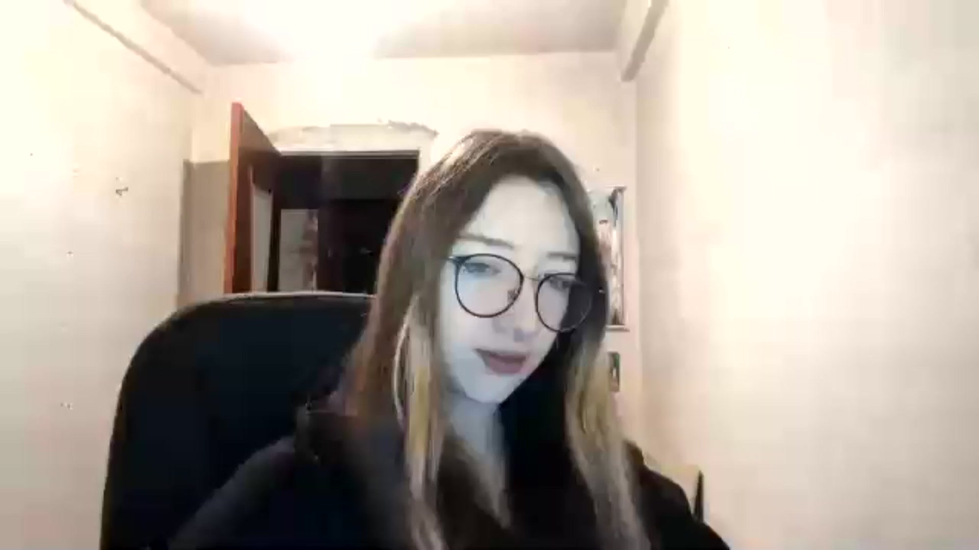 Gallery image thumbnail from CandyyCrushh's myfreecams stream on, 12/28/2024, 01:56 image 8 of 20