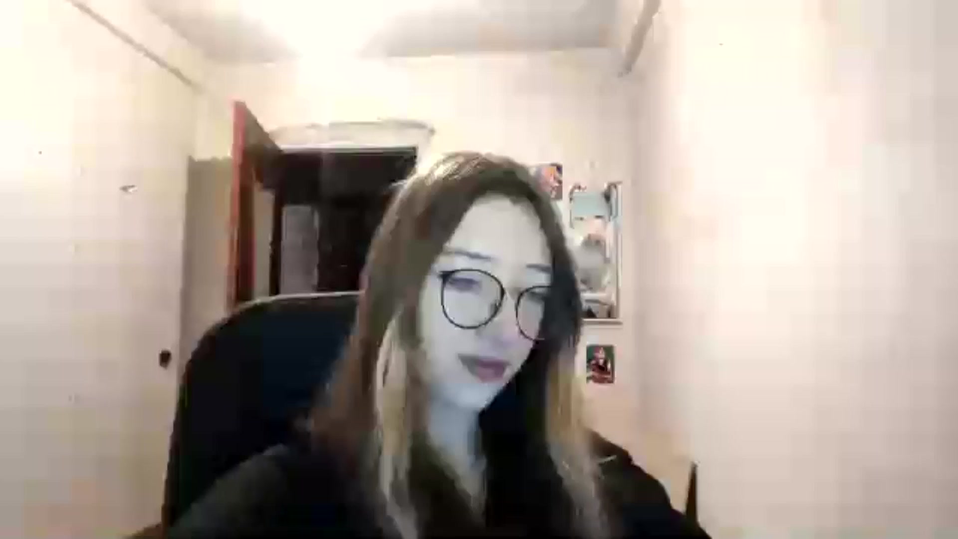 Gallery image thumbnail from CandyyCrushh's myfreecams stream on, 12/28/2024, 02:45 image 13 of 20