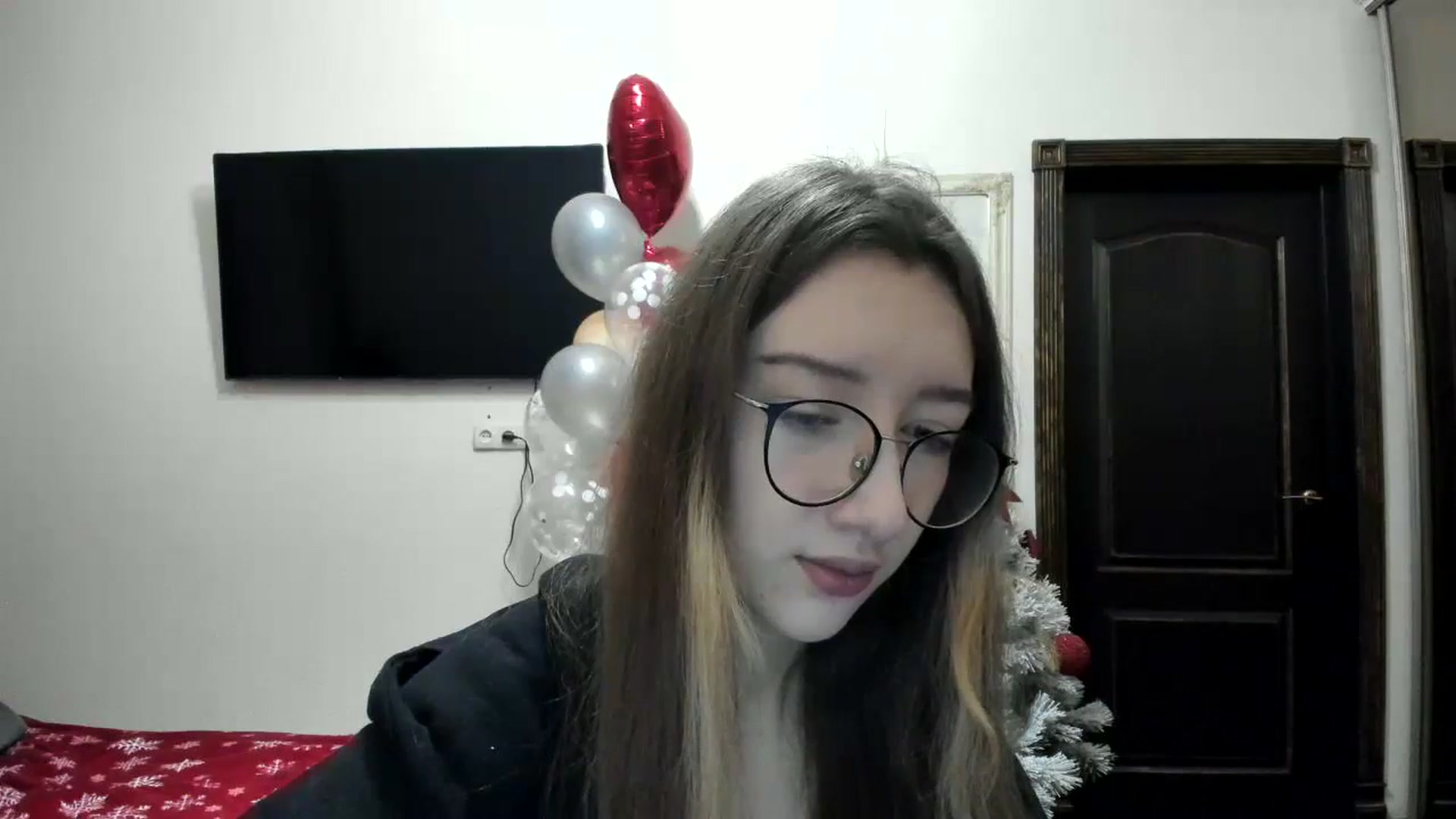 Gallery image thumbnail from CandyyCrushh's myfreecams stream on, 01/12/2025, 16:04 image 2 of 20