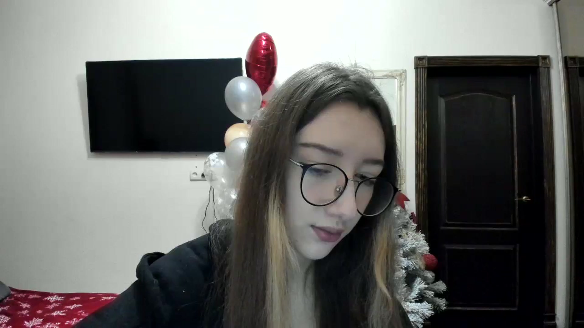 Gallery image thumbnail from CandyyCrushh's myfreecams stream on, 01/12/2025, 16:04 image 5 of 20