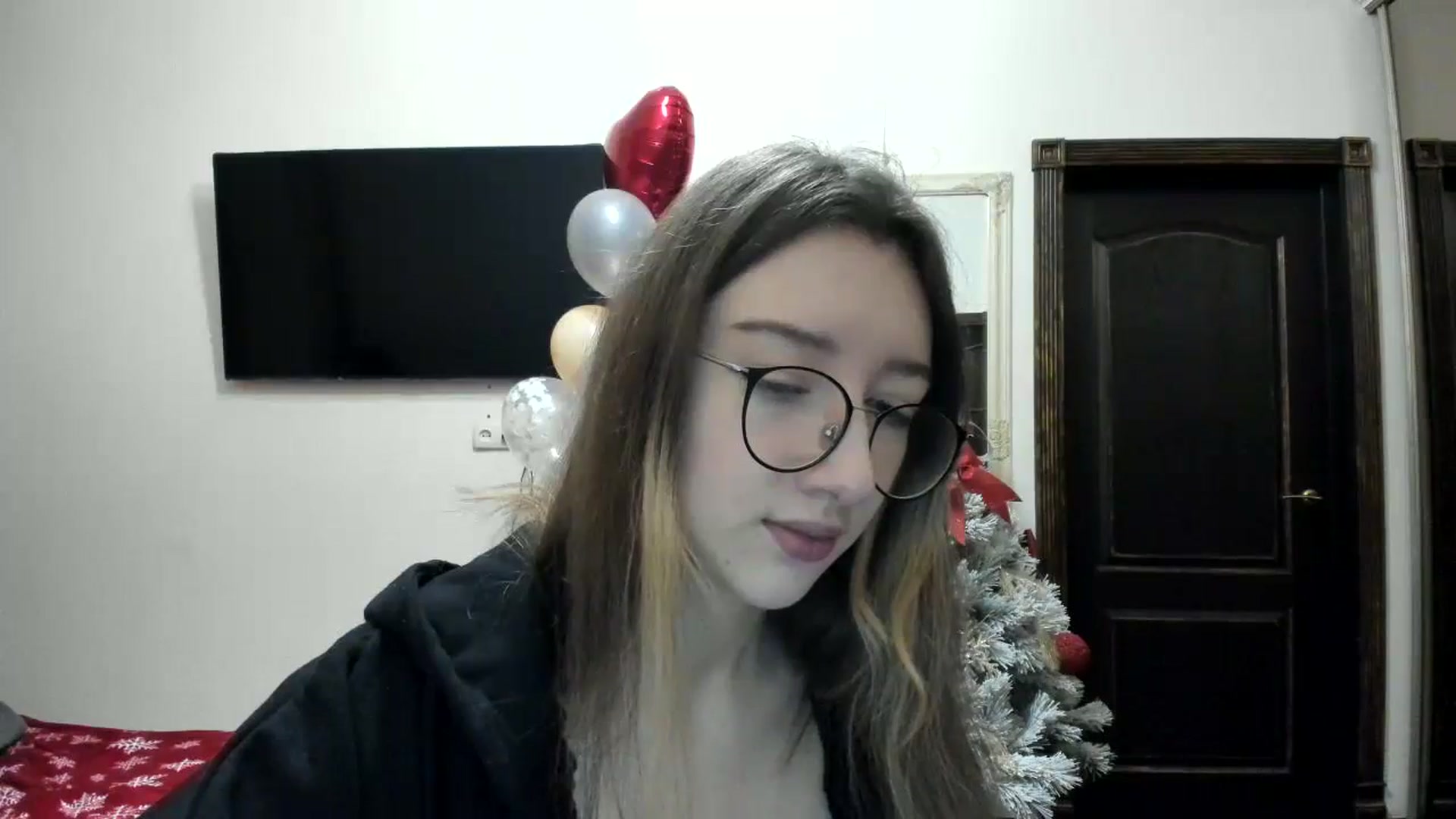 Gallery image thumbnail from CandyyCrushh's myfreecams stream on, 01/12/2025, 16:04 image 13 of 20