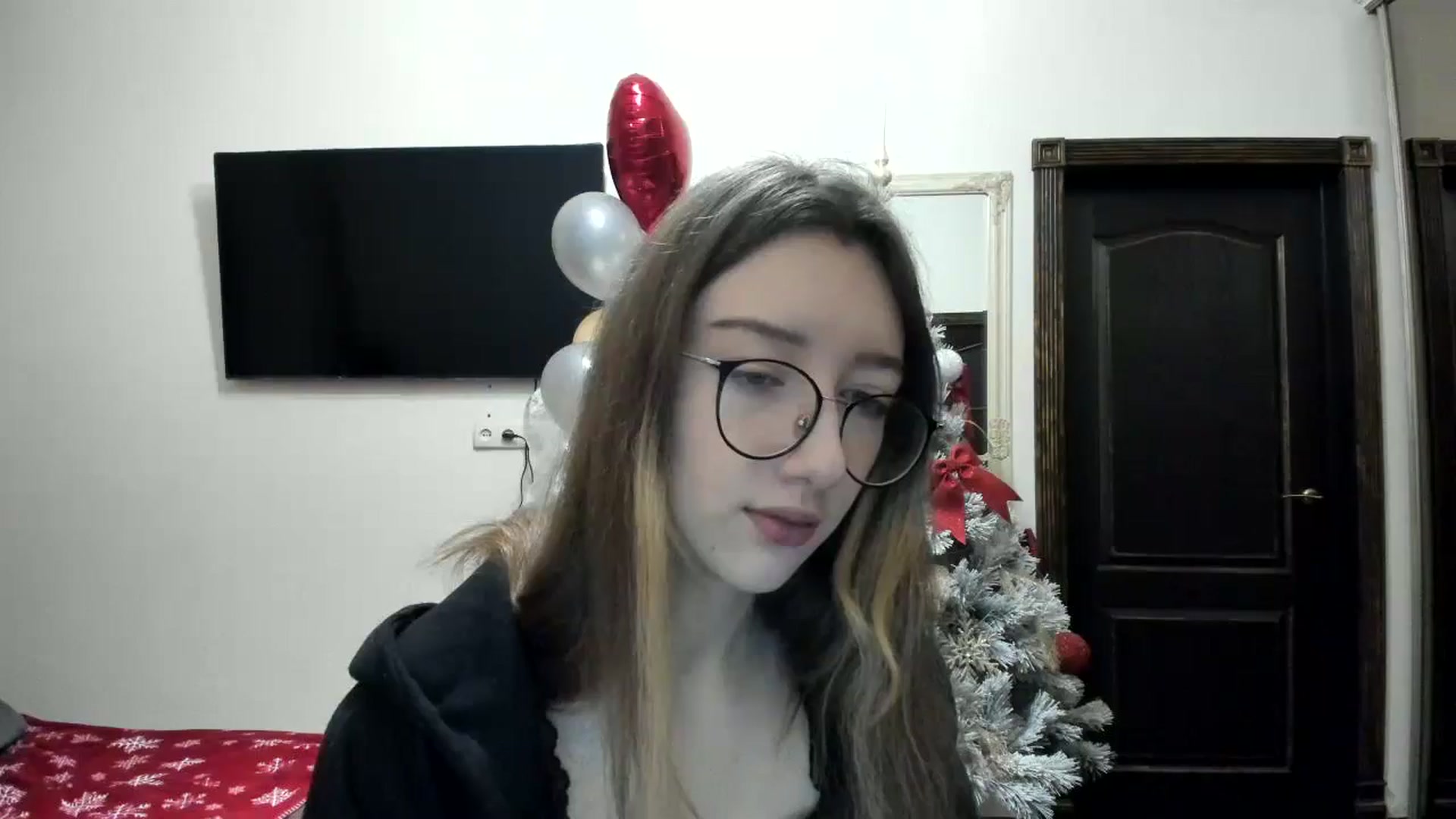 Gallery image thumbnail from CandyyCrushh's myfreecams stream on, 01/12/2025, 16:04 image 15 of 20