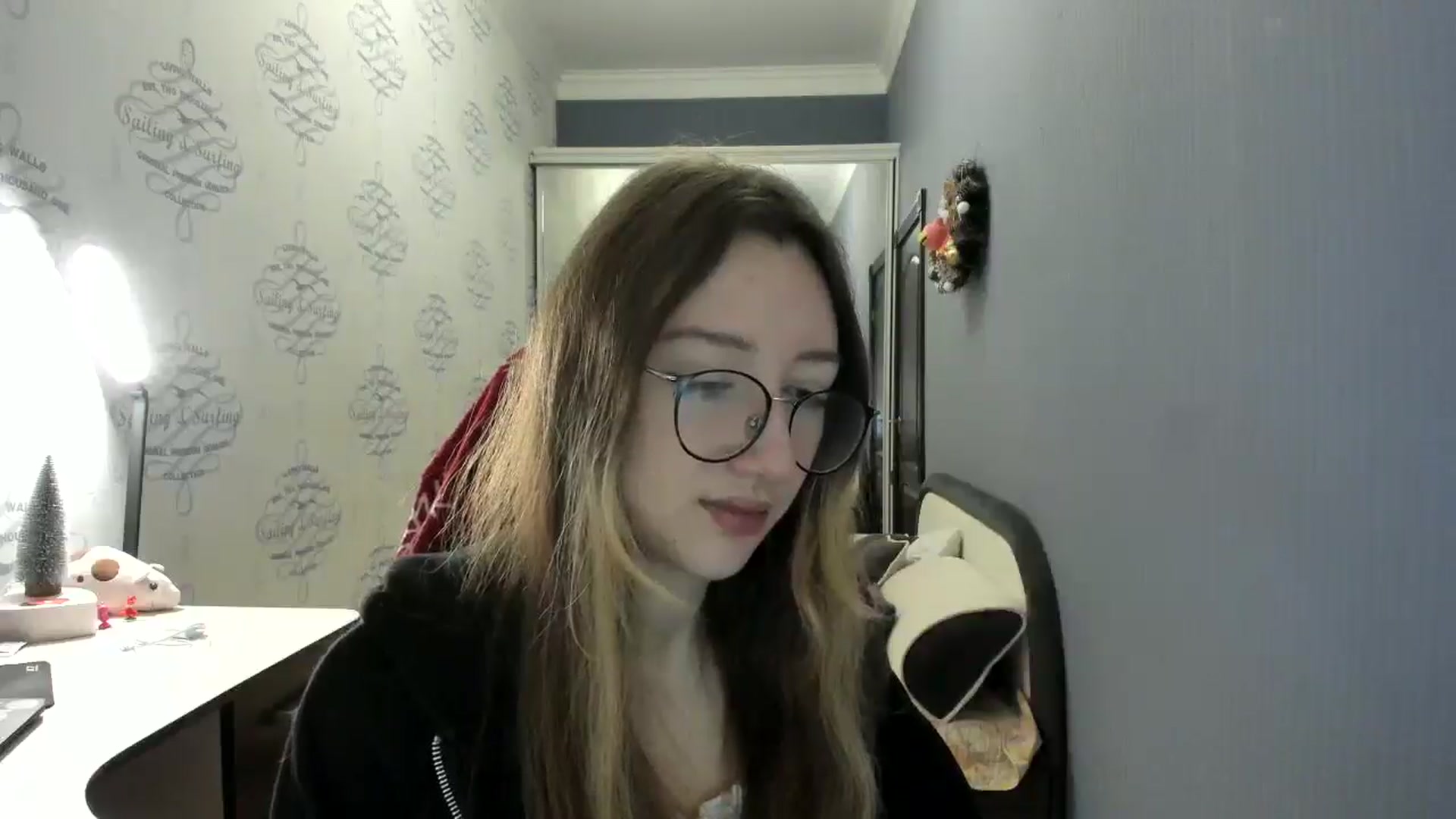 Gallery image thumbnail from CandyyCrushh's myfreecams stream on, 01/13/2025, 19:52 image 13 of 20